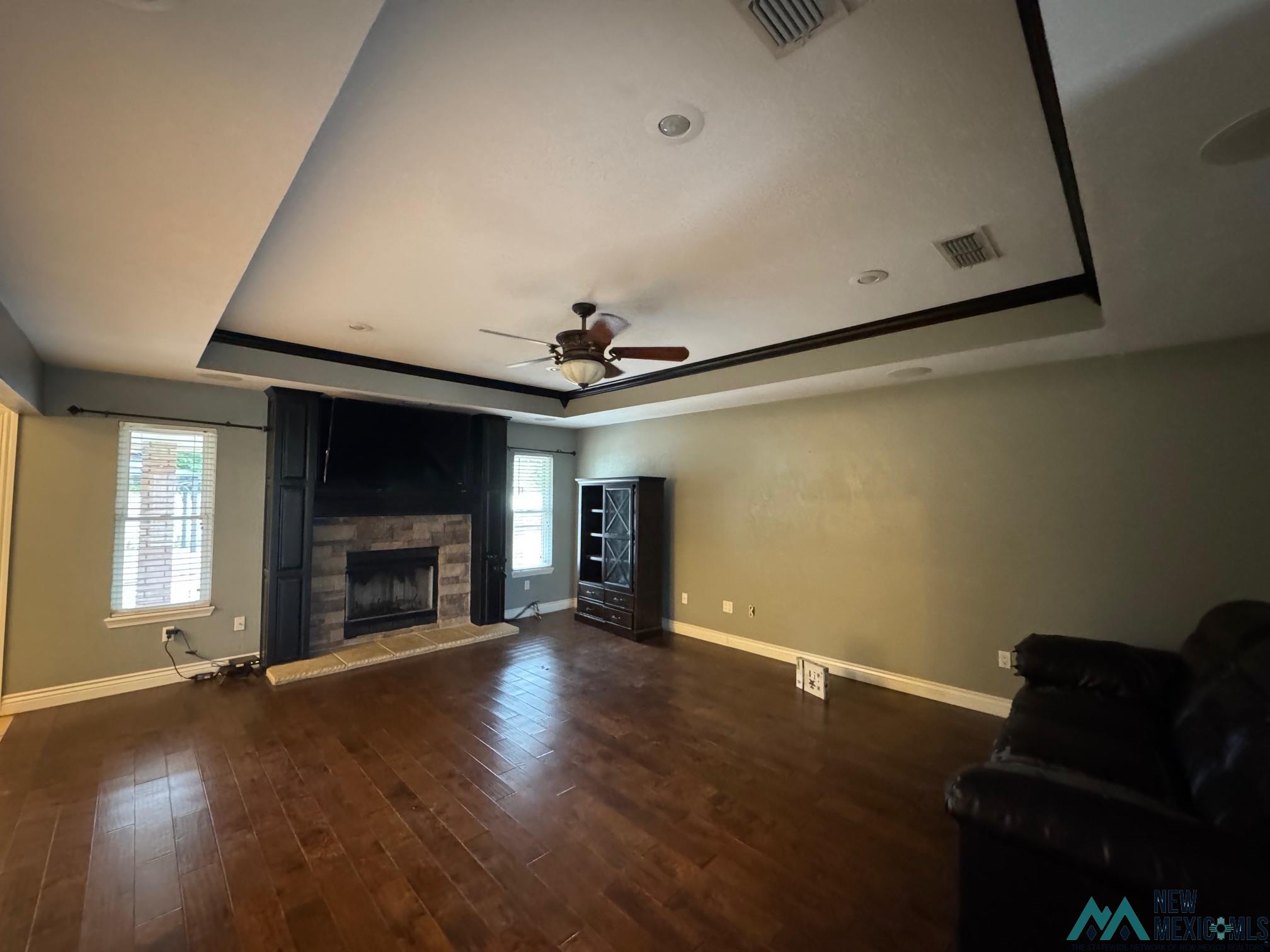 108 Adkins Court, Clovis, Texas image 2