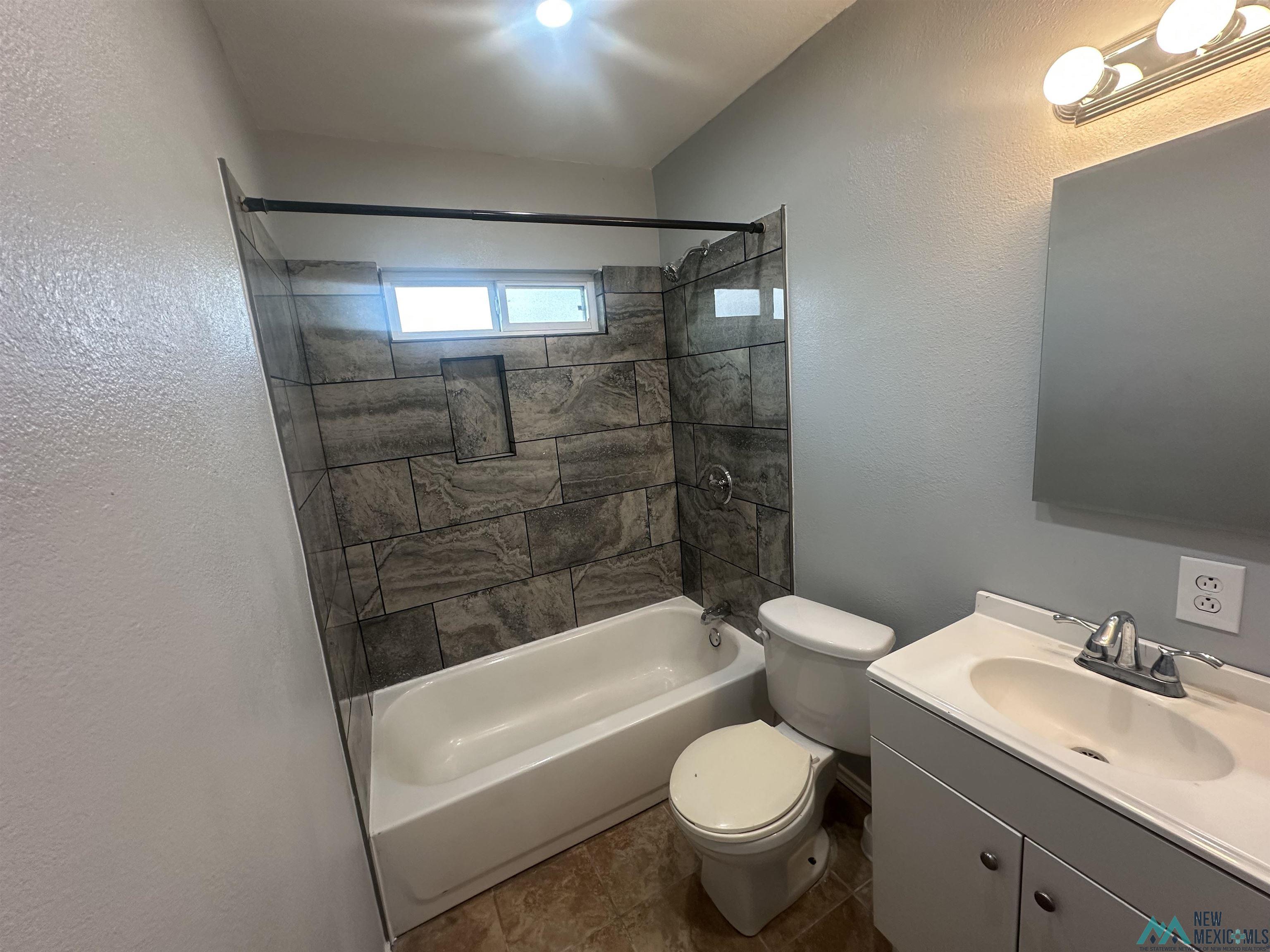 1604 E Dunn Street, Hobbs, Texas image 6