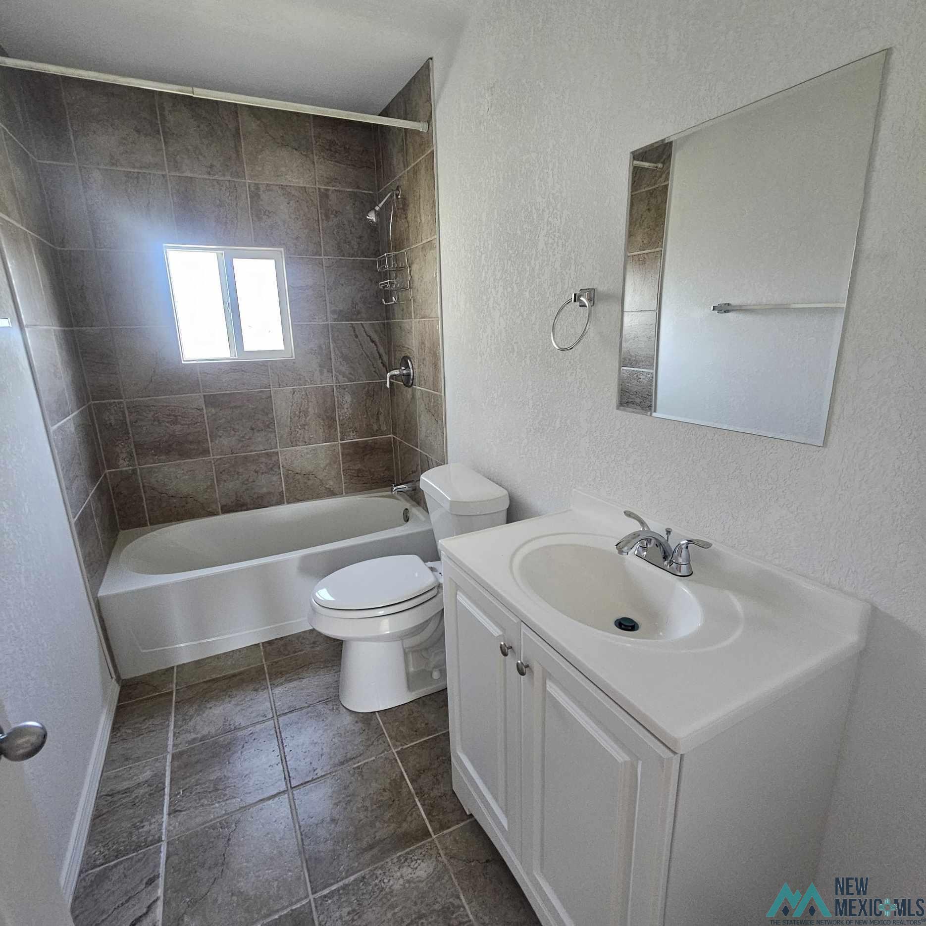 1008 E 2nd Street, Portales, New Mexico image 2