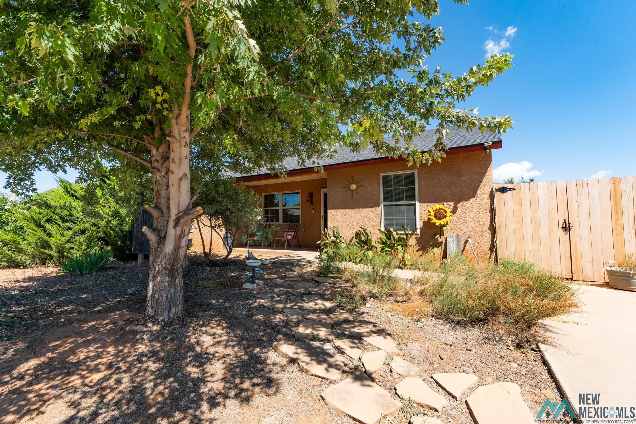 Clovis, New Mexico 88101, United States, 3 Bedrooms Bedrooms, ,2 BathroomsBathrooms,Residential,Active,206326