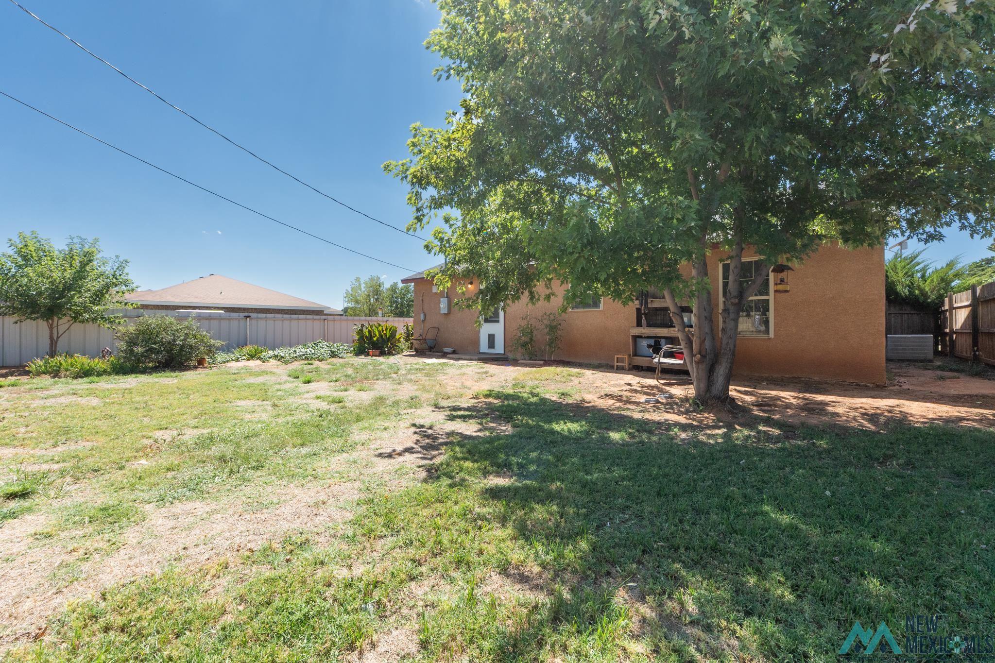 Clovis, New Mexico 88101, United States, 3 Bedrooms Bedrooms, ,2 BathroomsBathrooms,Residential,Active,206326