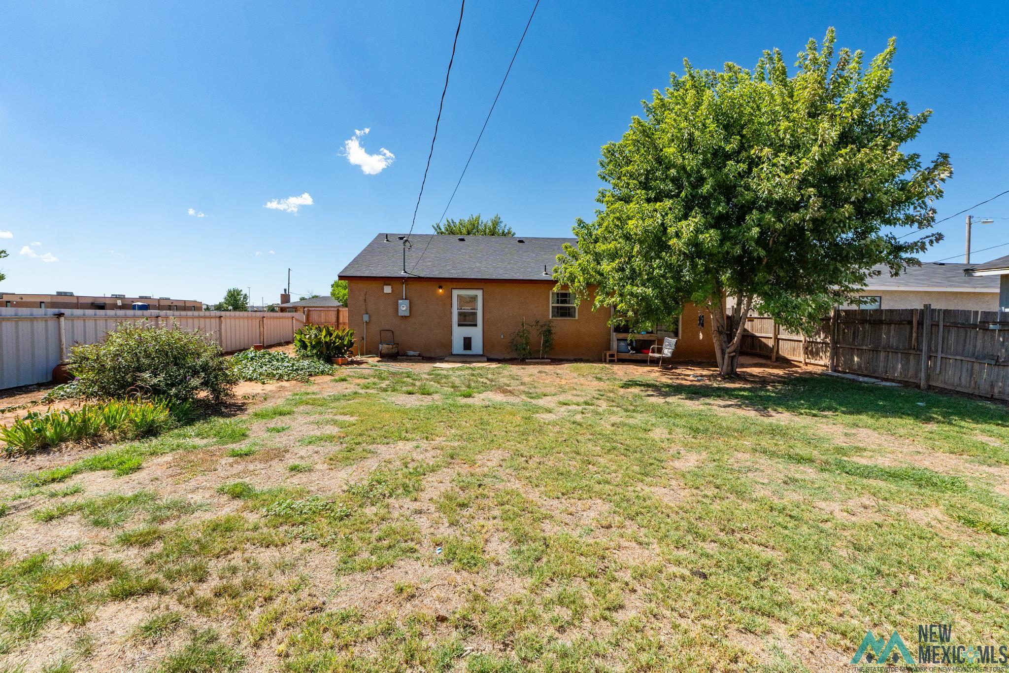 Clovis, New Mexico 88101, United States, 3 Bedrooms Bedrooms, ,2 BathroomsBathrooms,Residential,Active,206326
