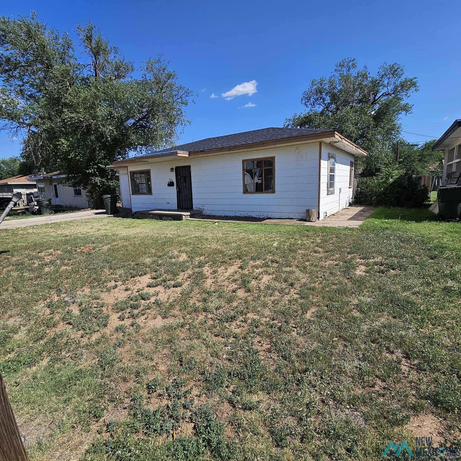 Clovis, New Mexico 88101, United States, 3 Bedrooms Bedrooms, ,2 BathroomsBathrooms,Residential,Pending,51758