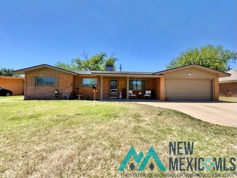 Homes For Sale - 1917 N Blanco Drive<br/> Hobbs, NM 88240