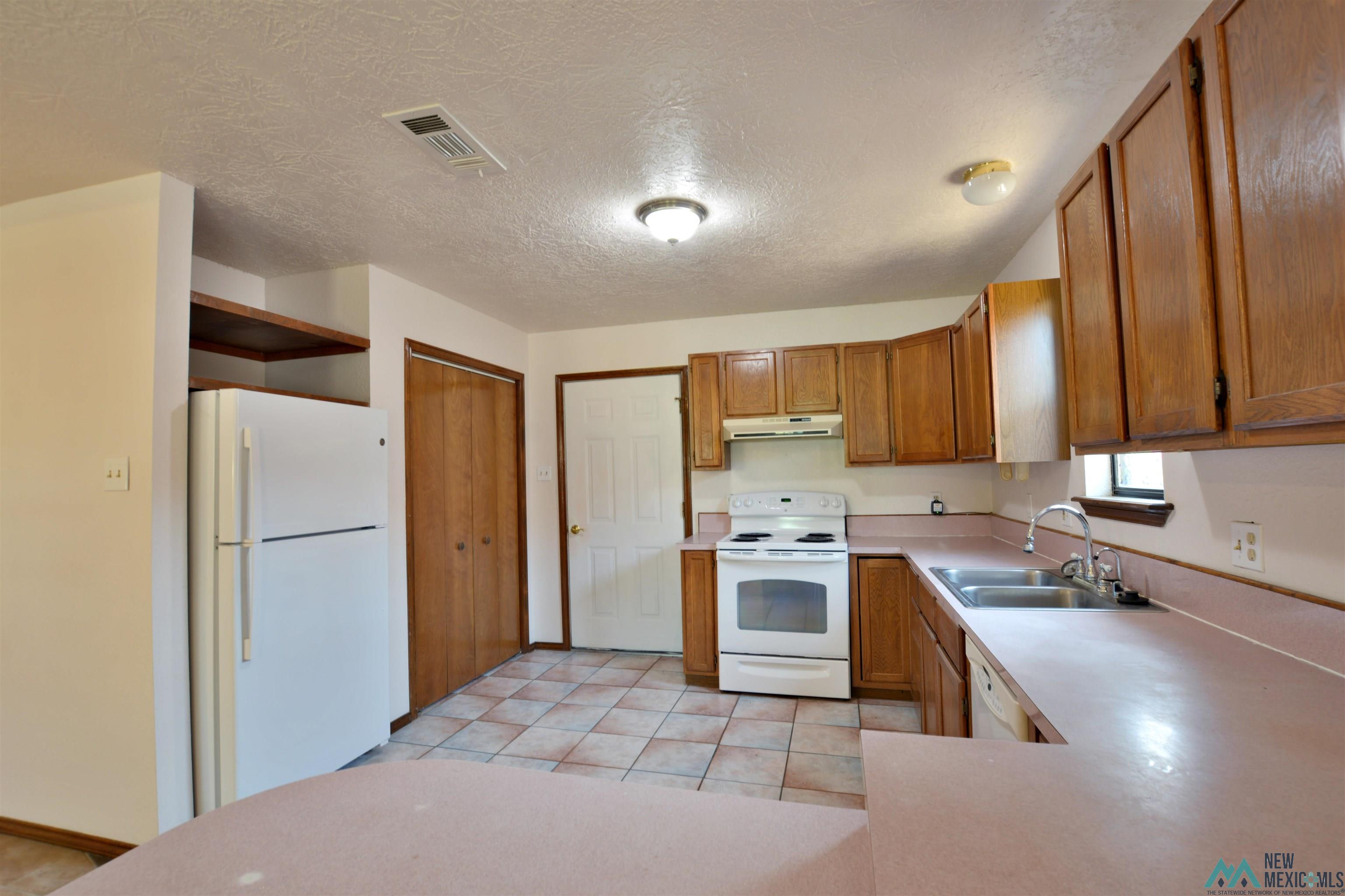 1622 S Ave. A, Portales, New Mexico image 6