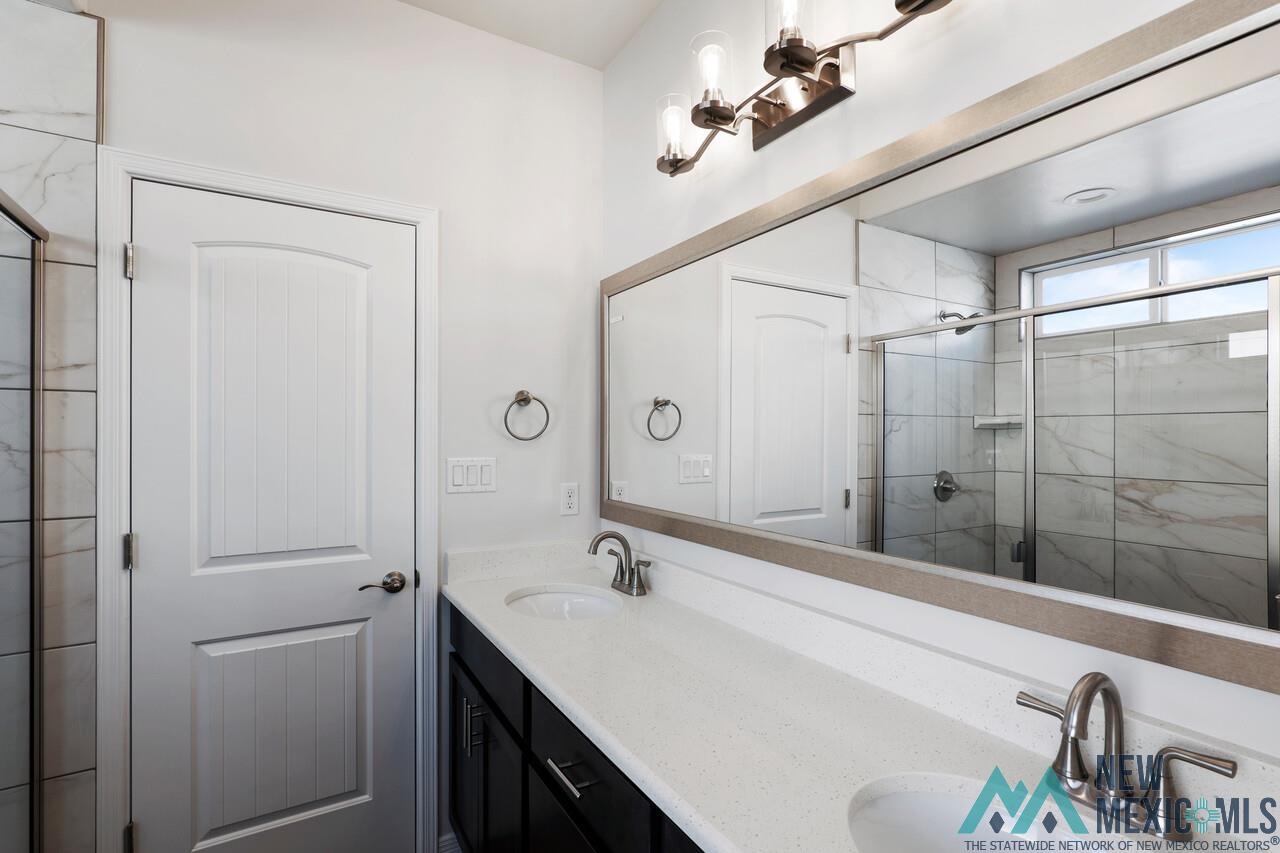 3710 Honeysuckle Drive, Carlsbad, New Mexico image 41