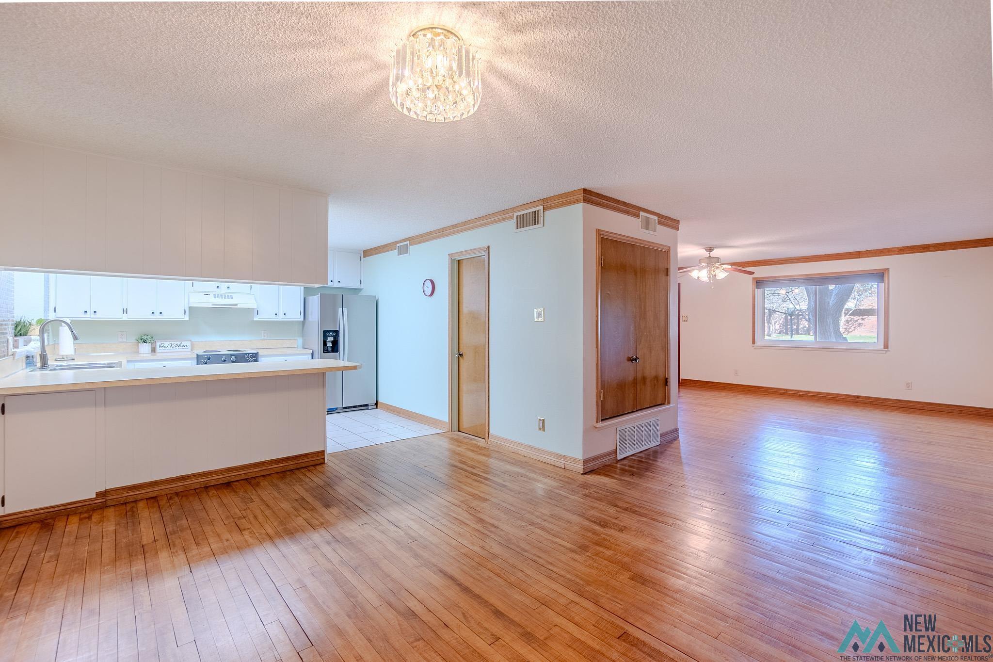 1401 Colonial Parkway, Clovis, New Mexico image 25
