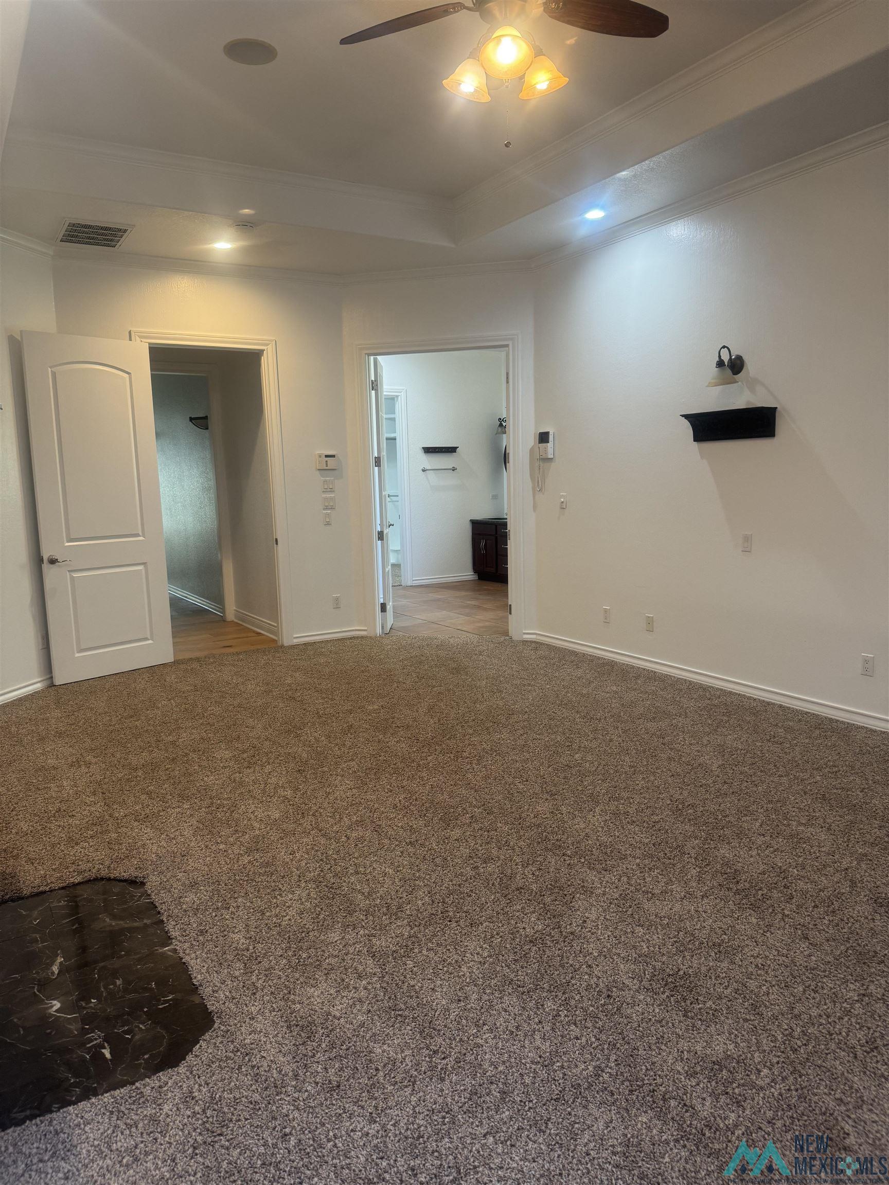 61 N Sky Loop, Roswell, Texas image 9