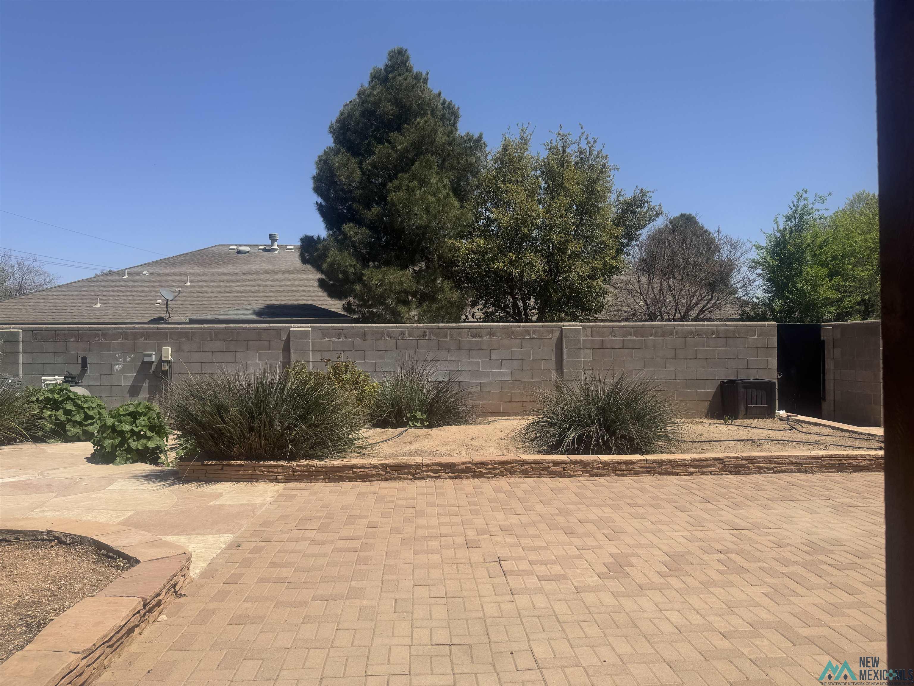 61 N Sky Loop, Roswell, Texas image 7