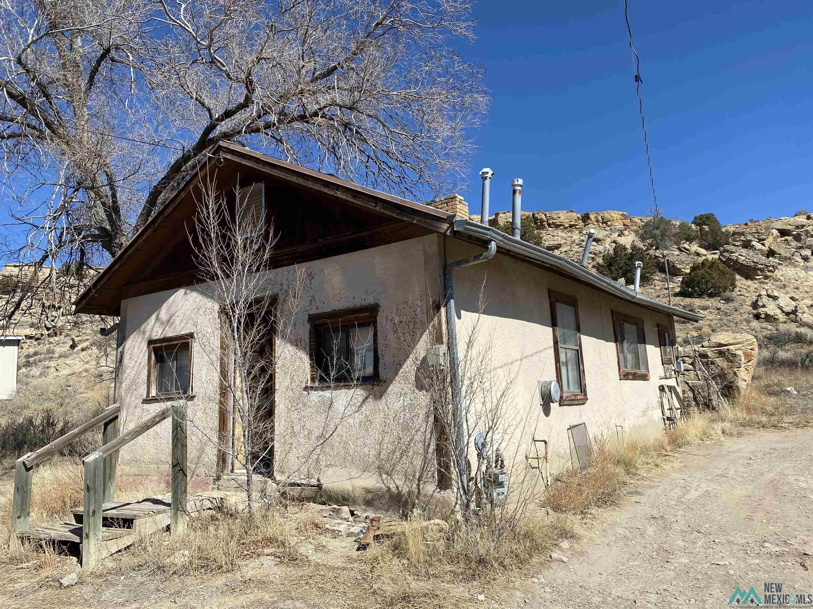 702 N Mission Street, Gallup, Texas image 2