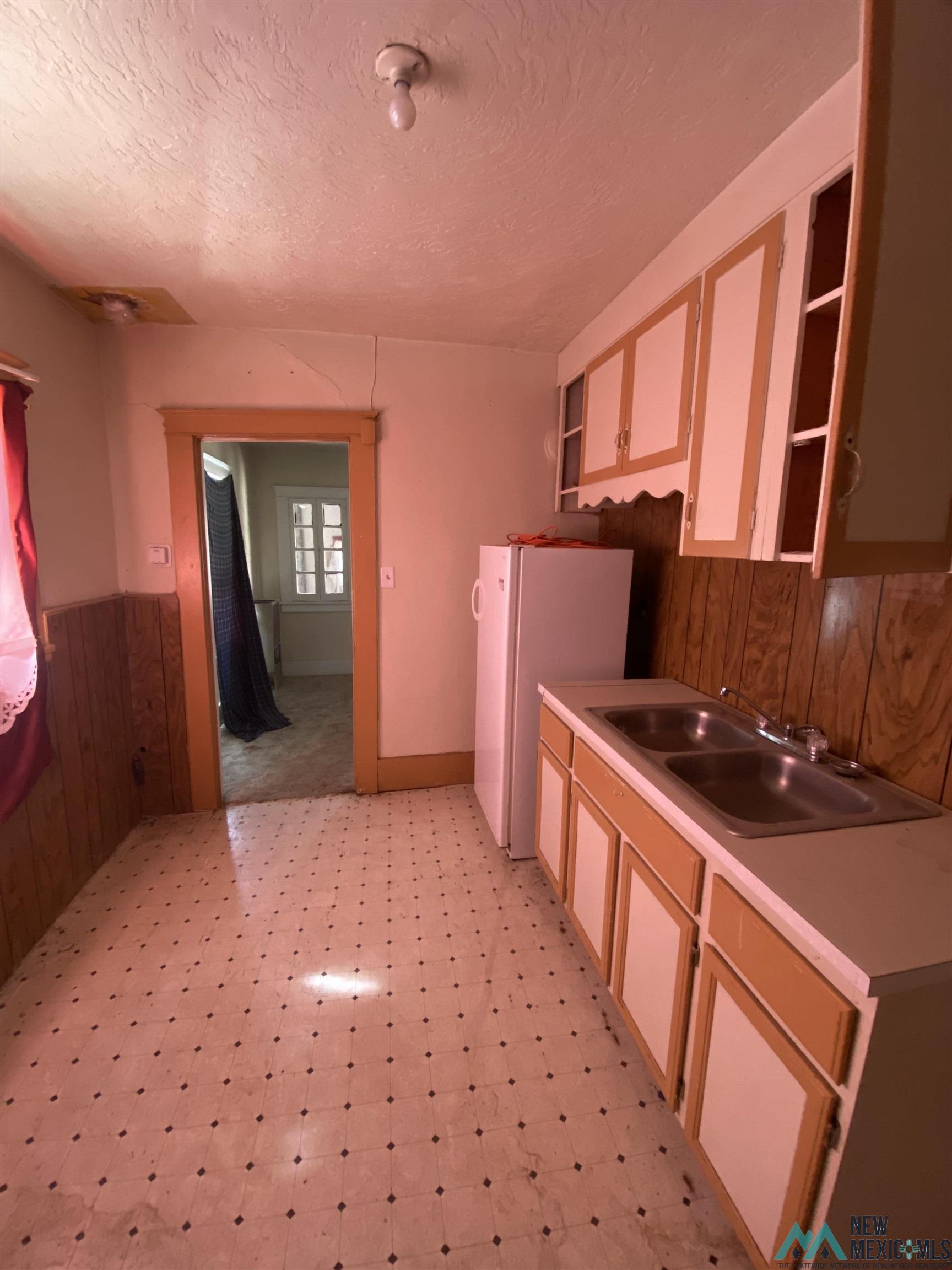702 N Mission Street, Gallup, Texas image 10