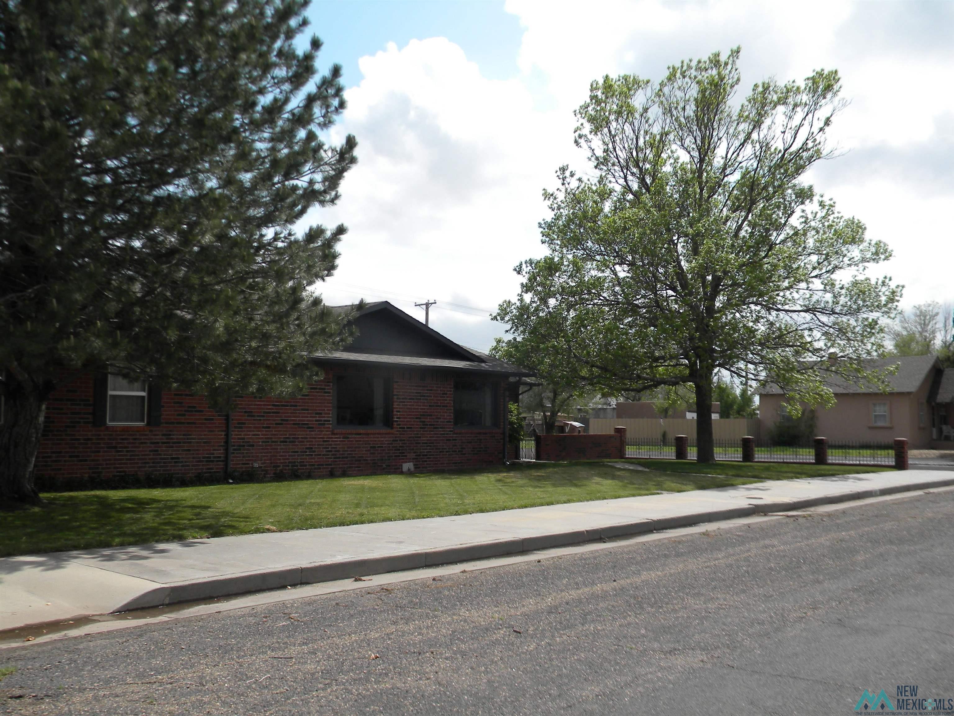 602 Maple St, Clayton, Texas image 2