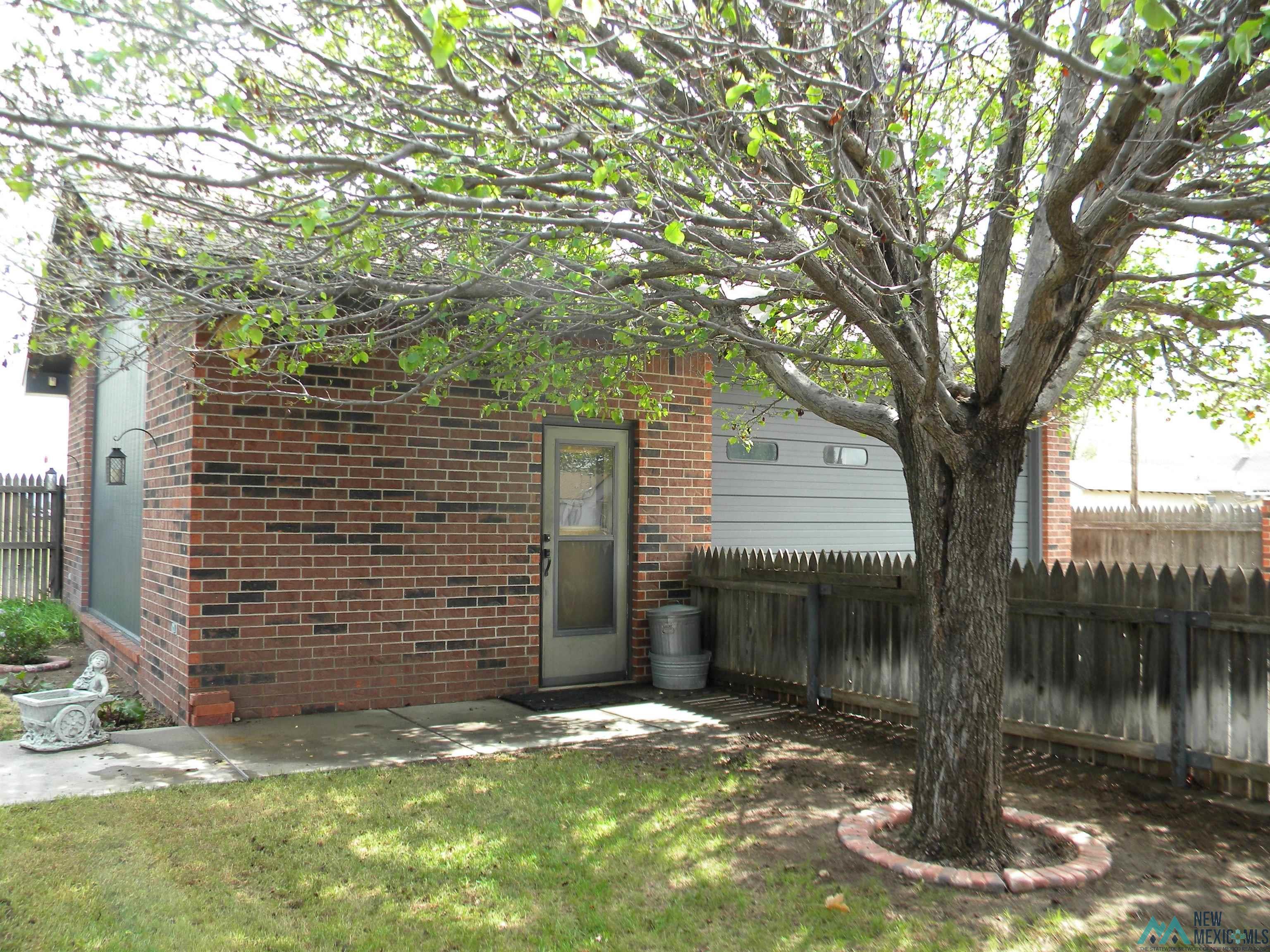 602 Maple St, Clayton, Texas image 17