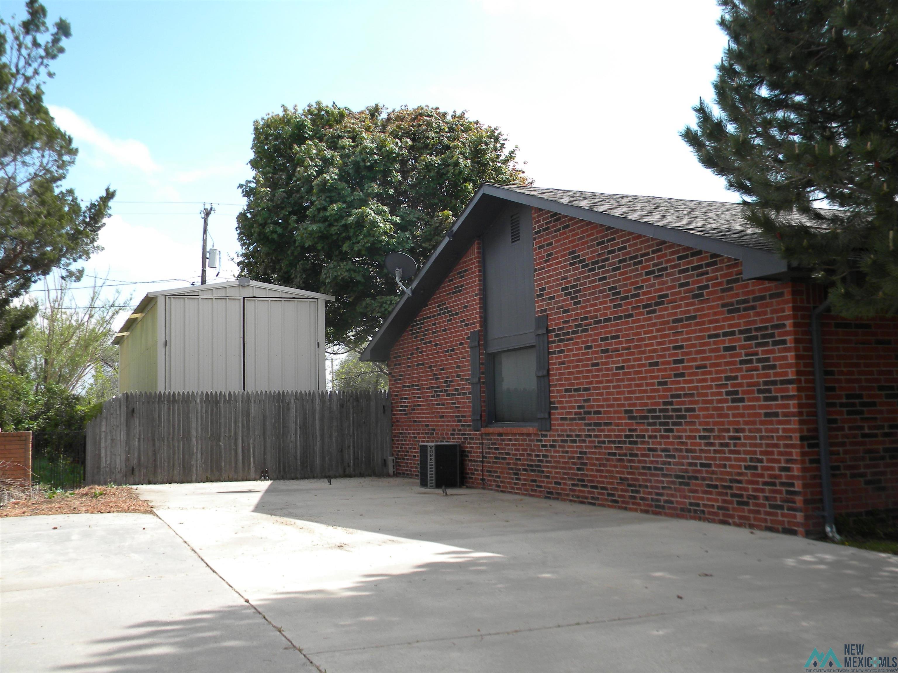 602 Maple St, Clayton, Texas image 3