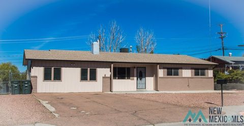 Homes For Sale - 1502 Kit Carson Drive<br/> Gallup, NM 87301