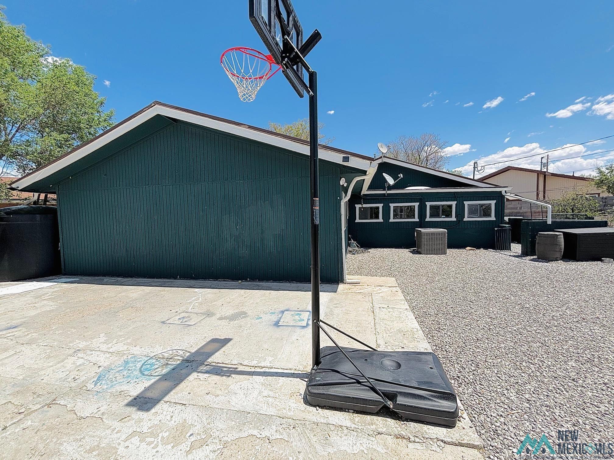 906 Dani Circle, Gallup, Texas image 19