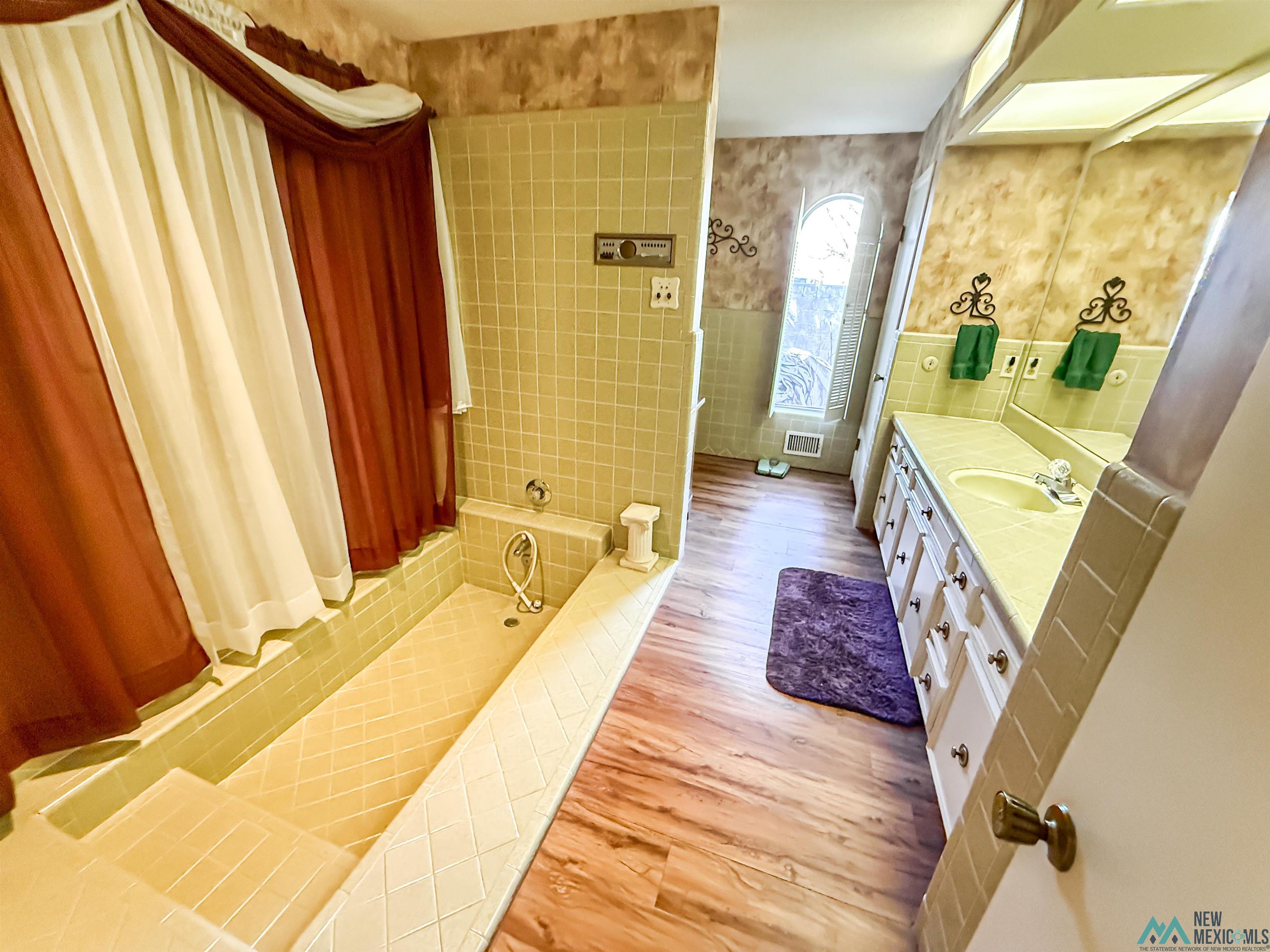 216 E Baja Drive, Hobbs, Ohio image 30