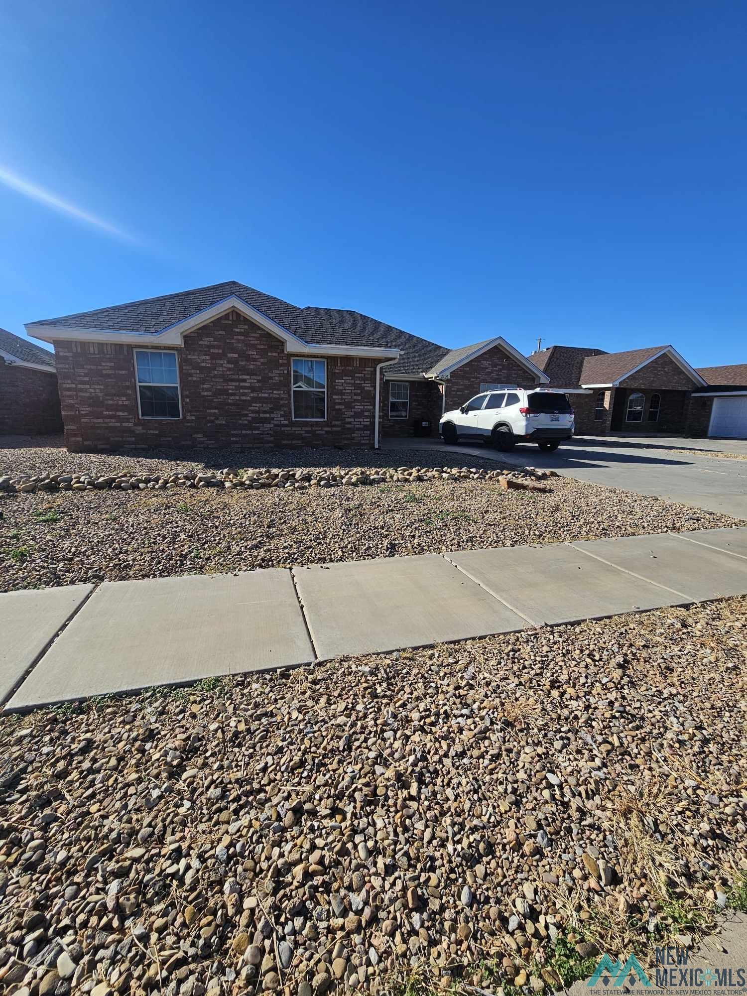 Portales, New Mexico 88130, United States, 4 Bedrooms Bedrooms, ,3 BathroomsBathrooms,Residential,Pending,68792