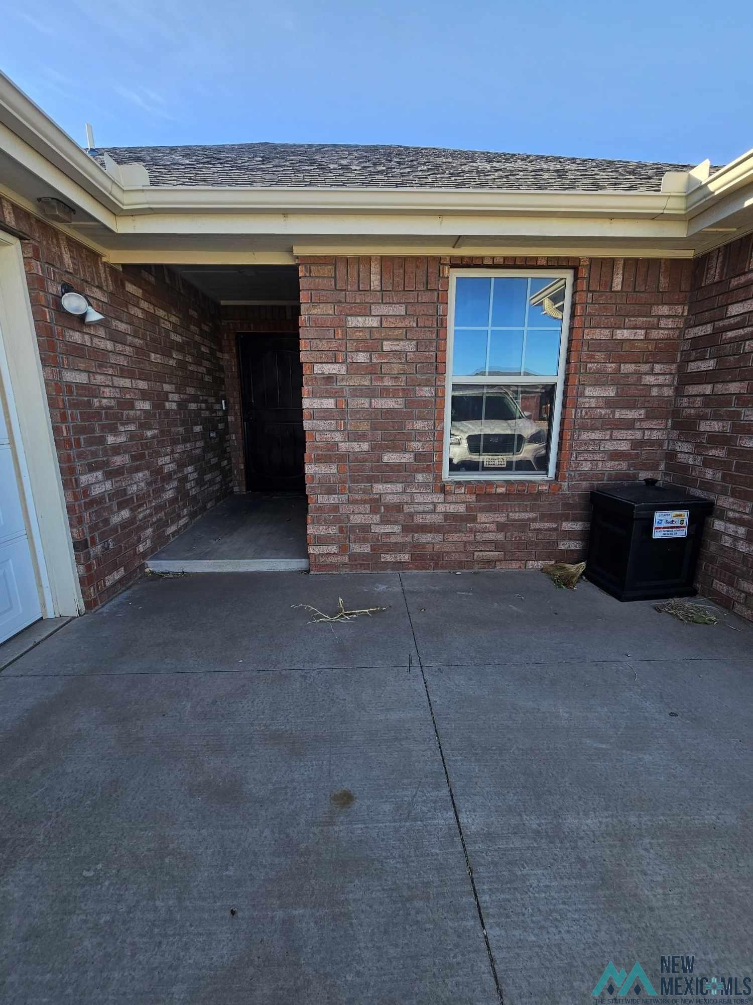 Portales, New Mexico 88130, United States, 4 Bedrooms Bedrooms, ,3 BathroomsBathrooms,Residential,Pending,68792