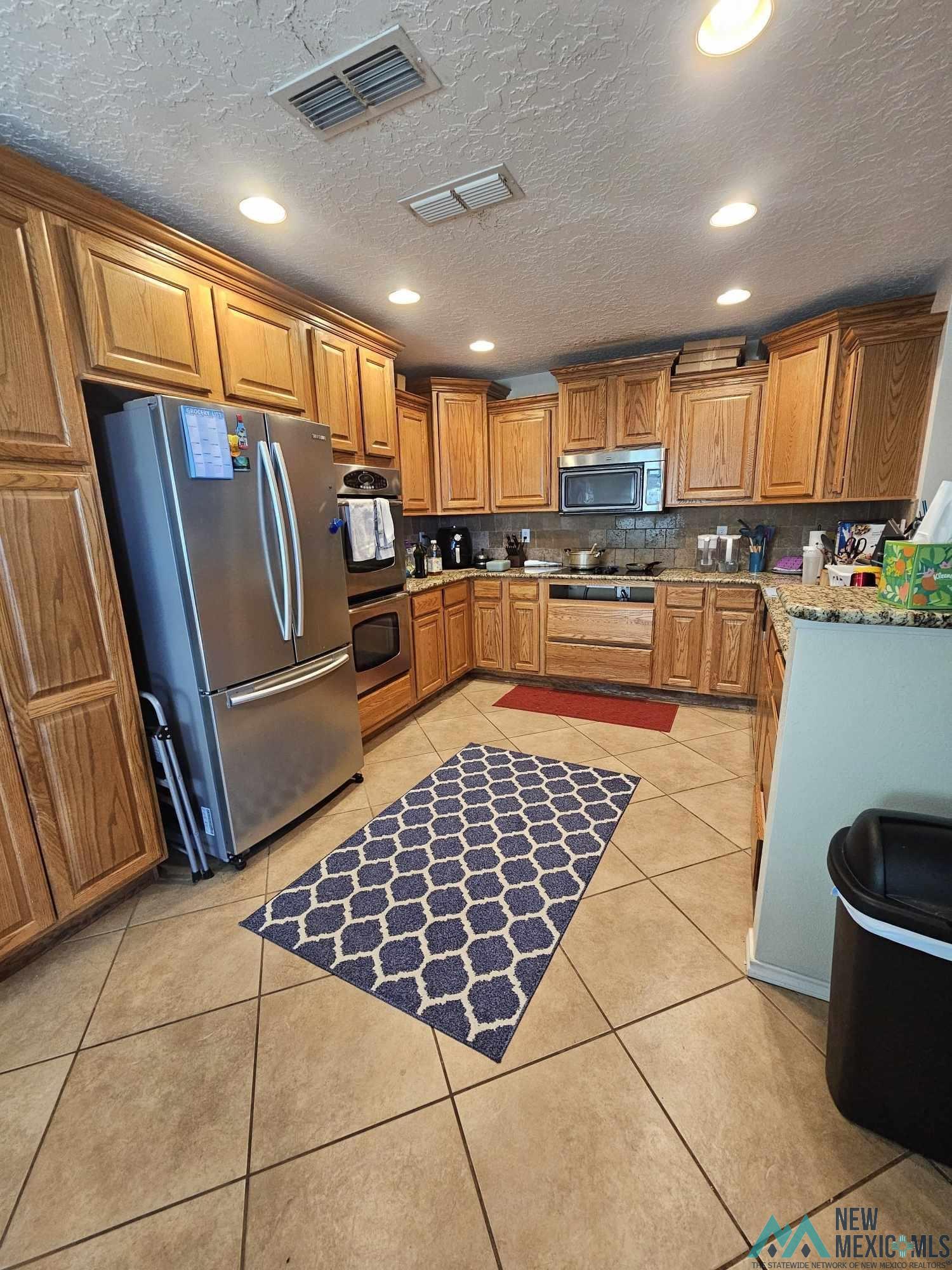 Portales, New Mexico 88130, United States, 4 Bedrooms Bedrooms, ,3 BathroomsBathrooms,Residential,Pending,68792