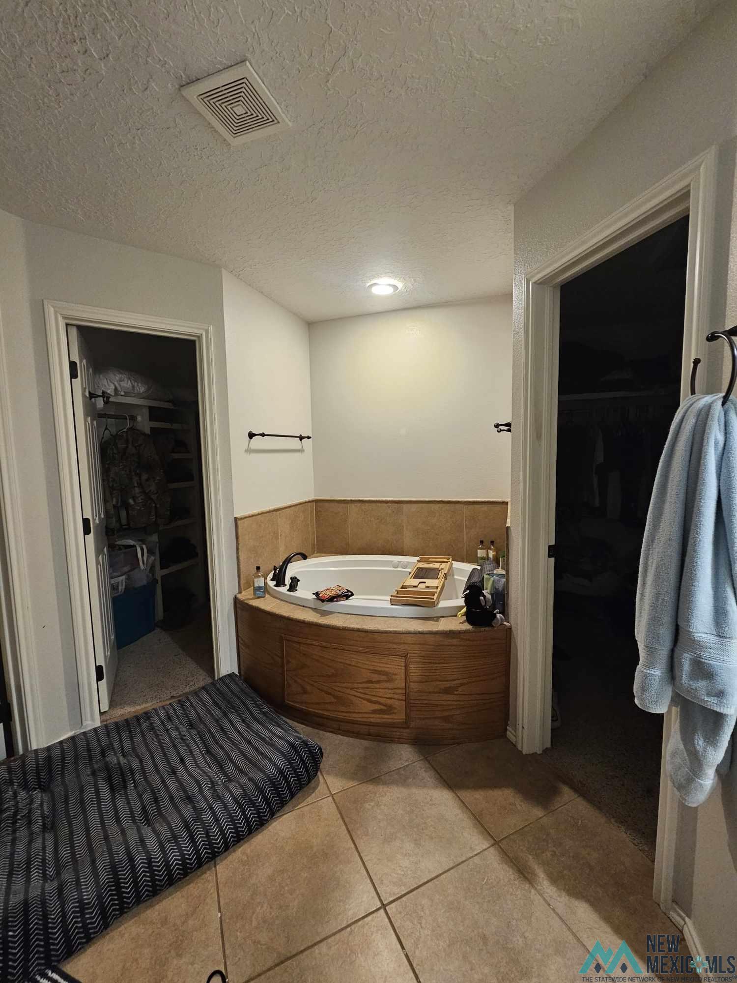 Portales, New Mexico 88130, United States, 4 Bedrooms Bedrooms, ,3 BathroomsBathrooms,Residential,Pending,68792