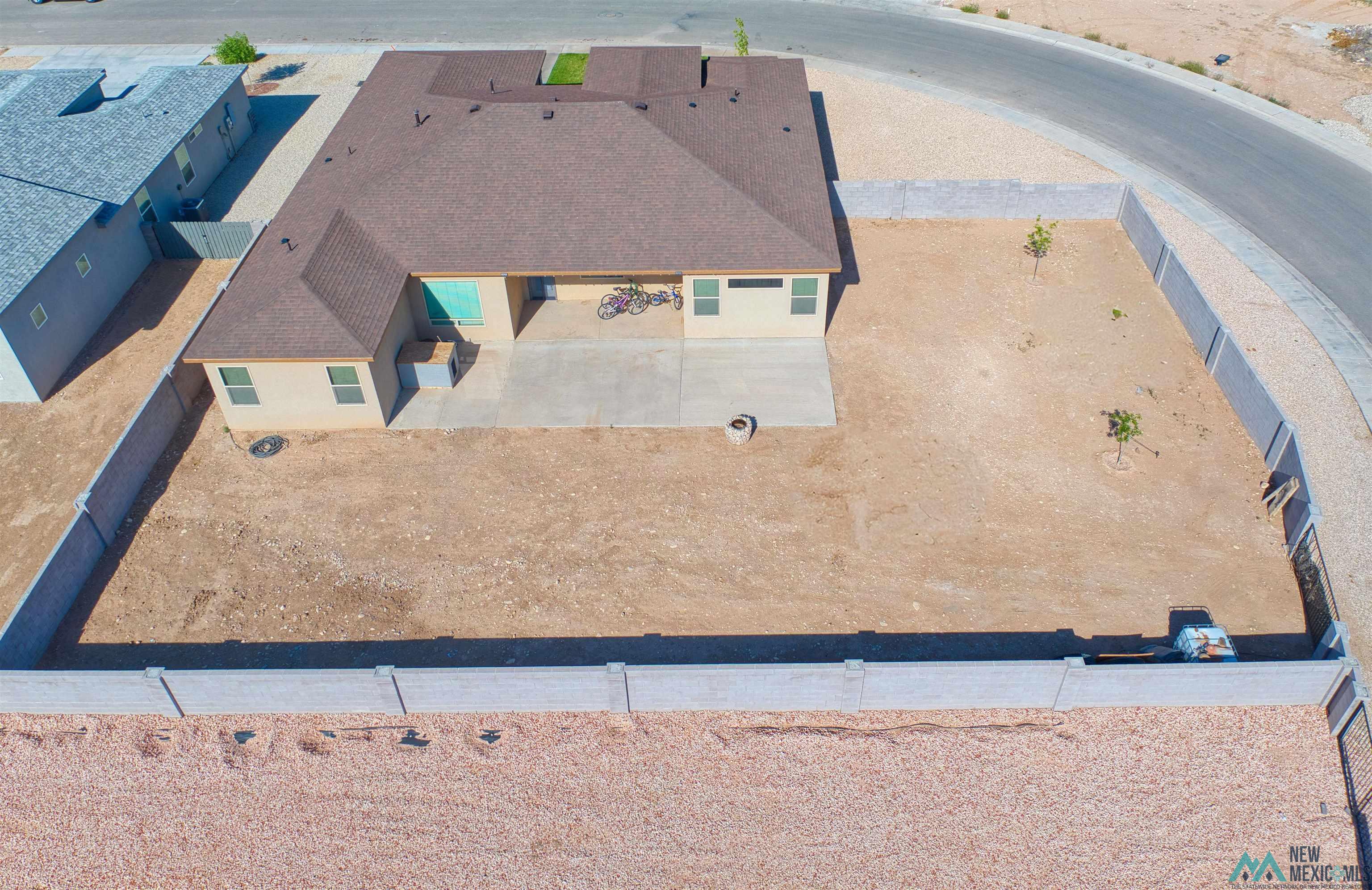 3813 S Sunnyview Avenue, Carlsbad, Texas image 6