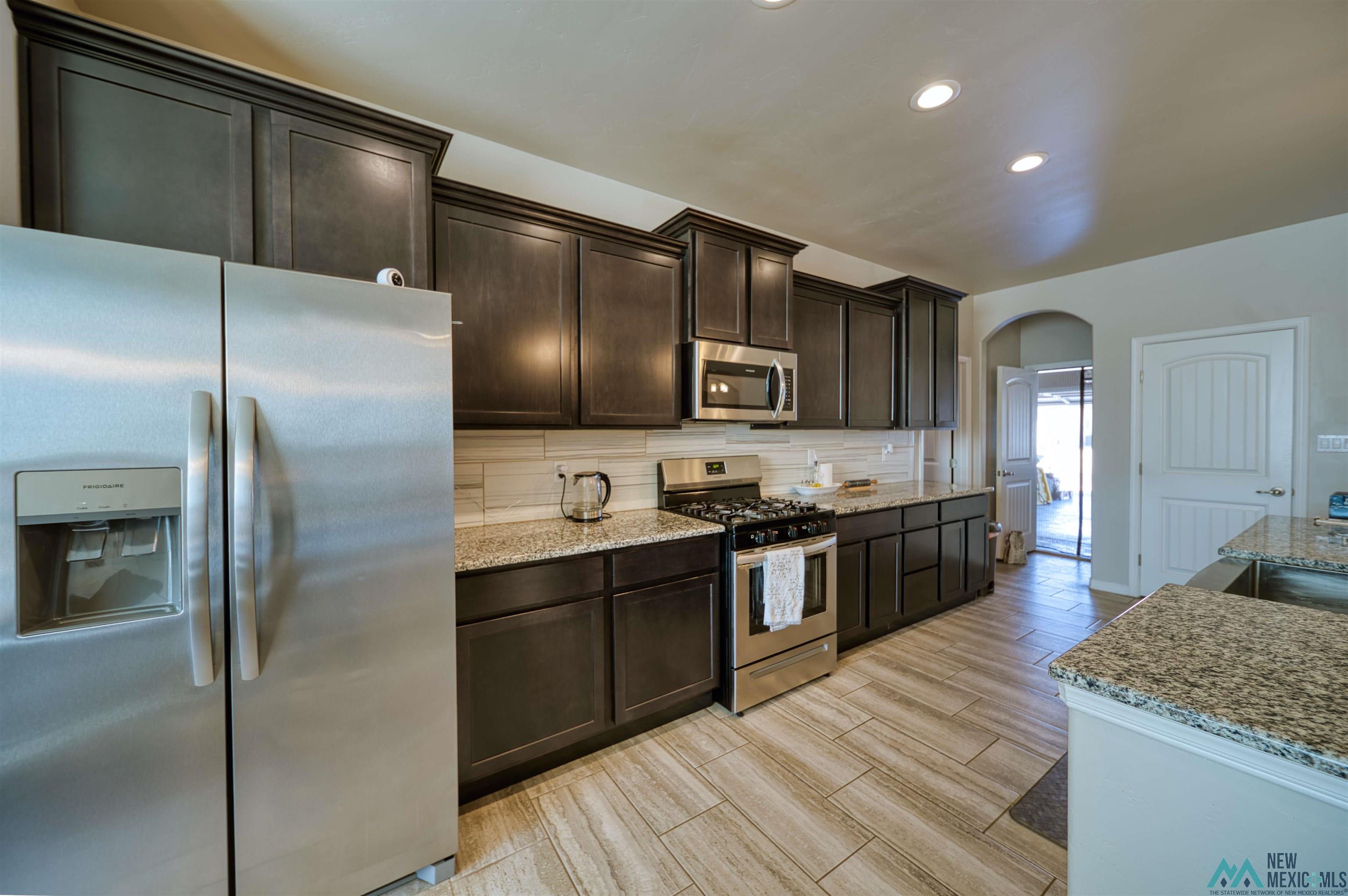 3813 S Sunnyview Avenue, Carlsbad, Texas image 17