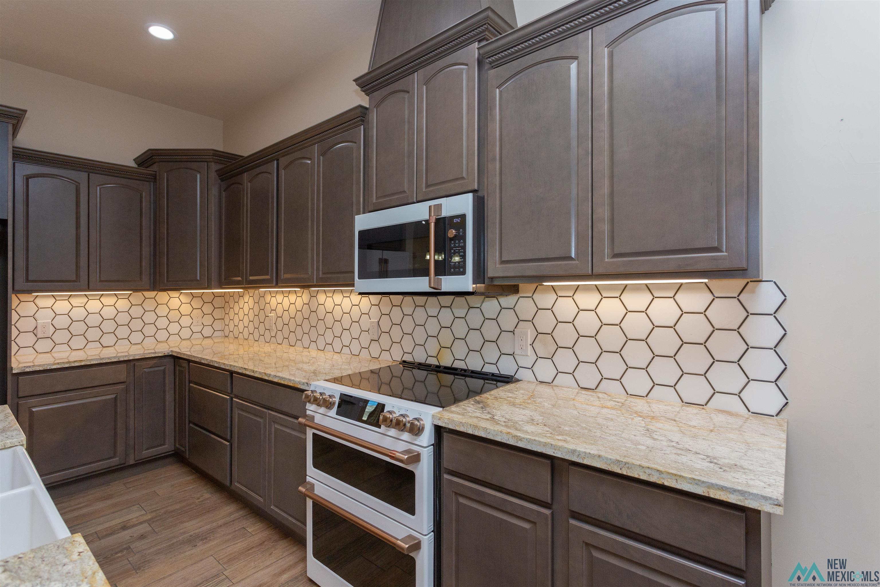 1219 Karabella Way, Roswell, Texas image 12