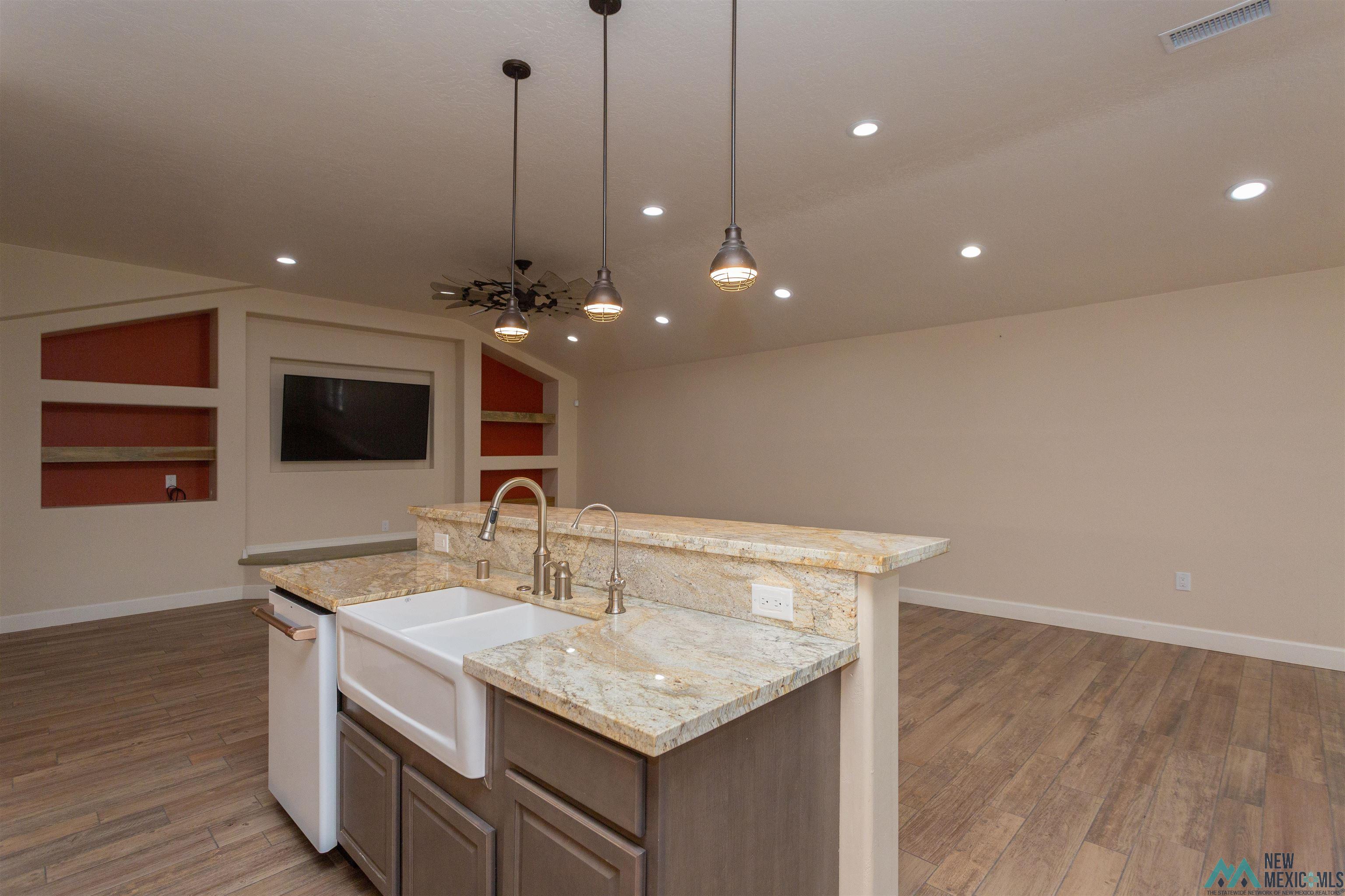 1219 Karabella Way, Roswell, Texas image 9