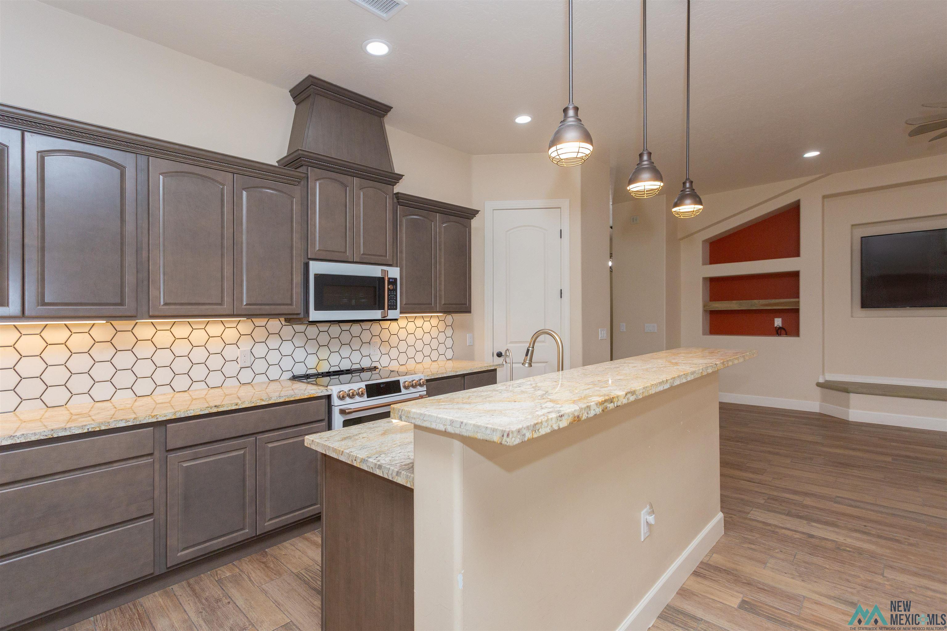 1219 Karabella Way, Roswell, Texas image 10