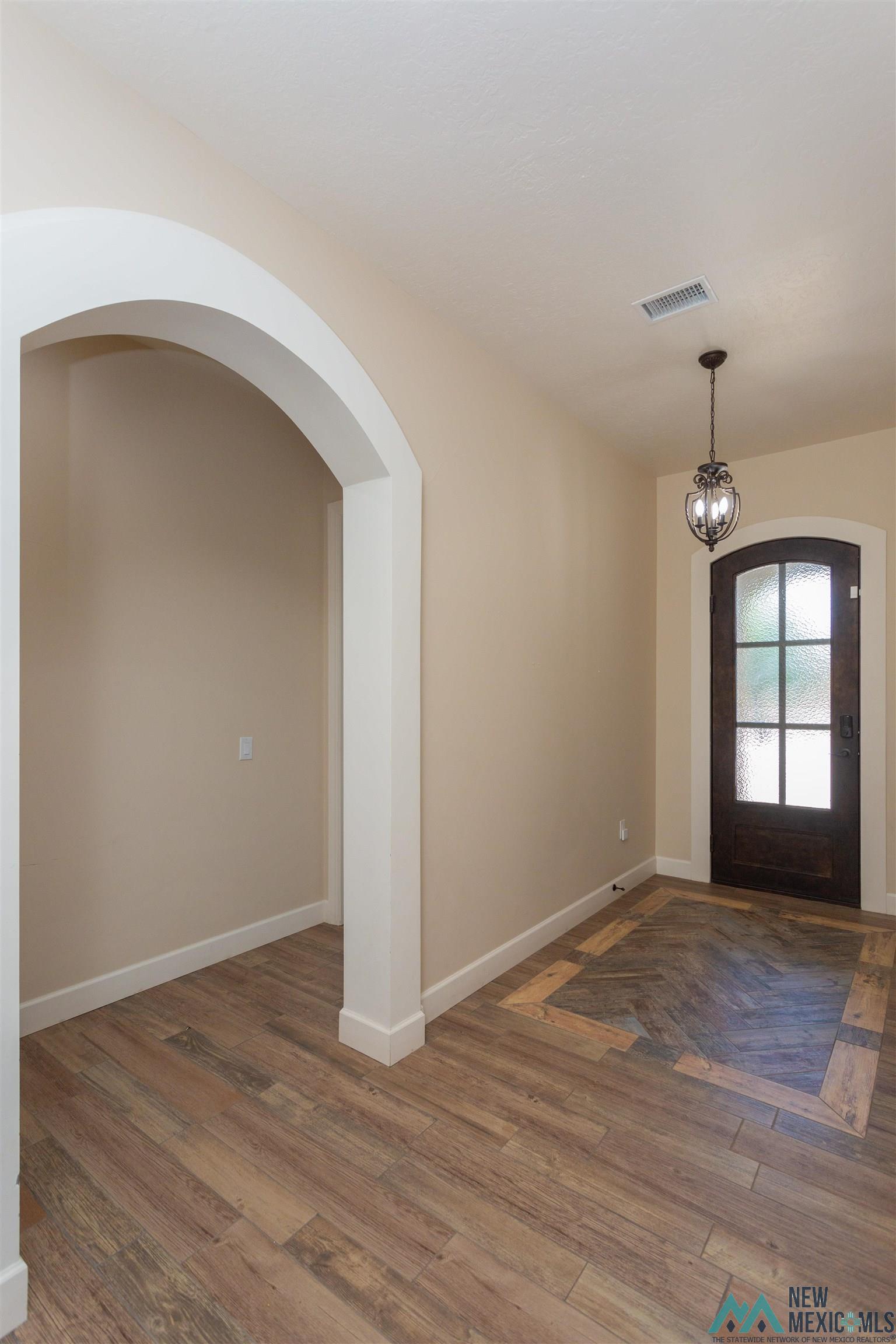 1219 Karabella Way, Roswell, Texas image 4