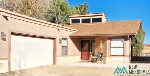 Homes For Sale - 809 Tanoan Court<br/> Eddy County, Carlsbad, NM 88220