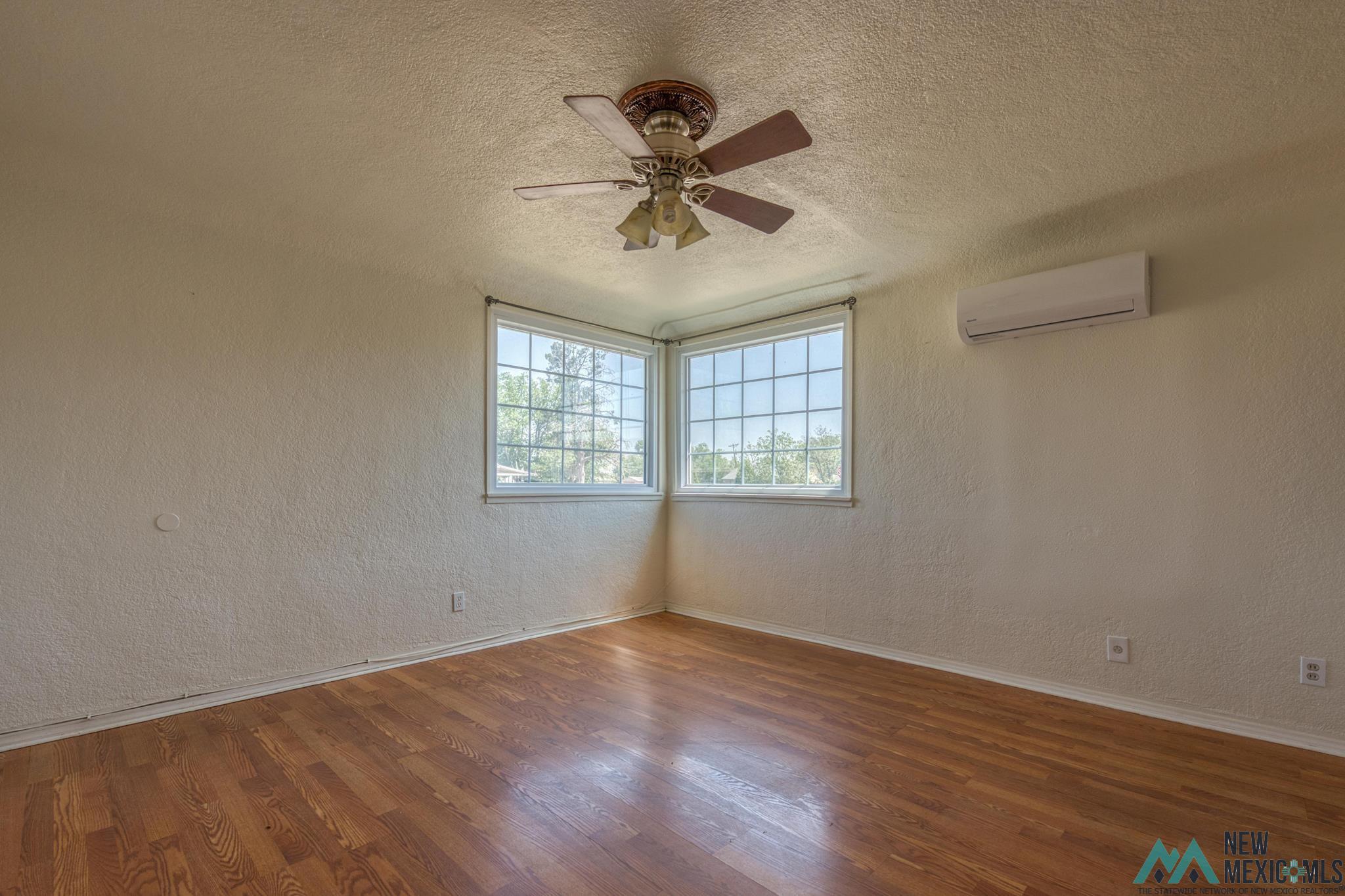 702 - 704 W Summit Street, Roswell, Texas image 8