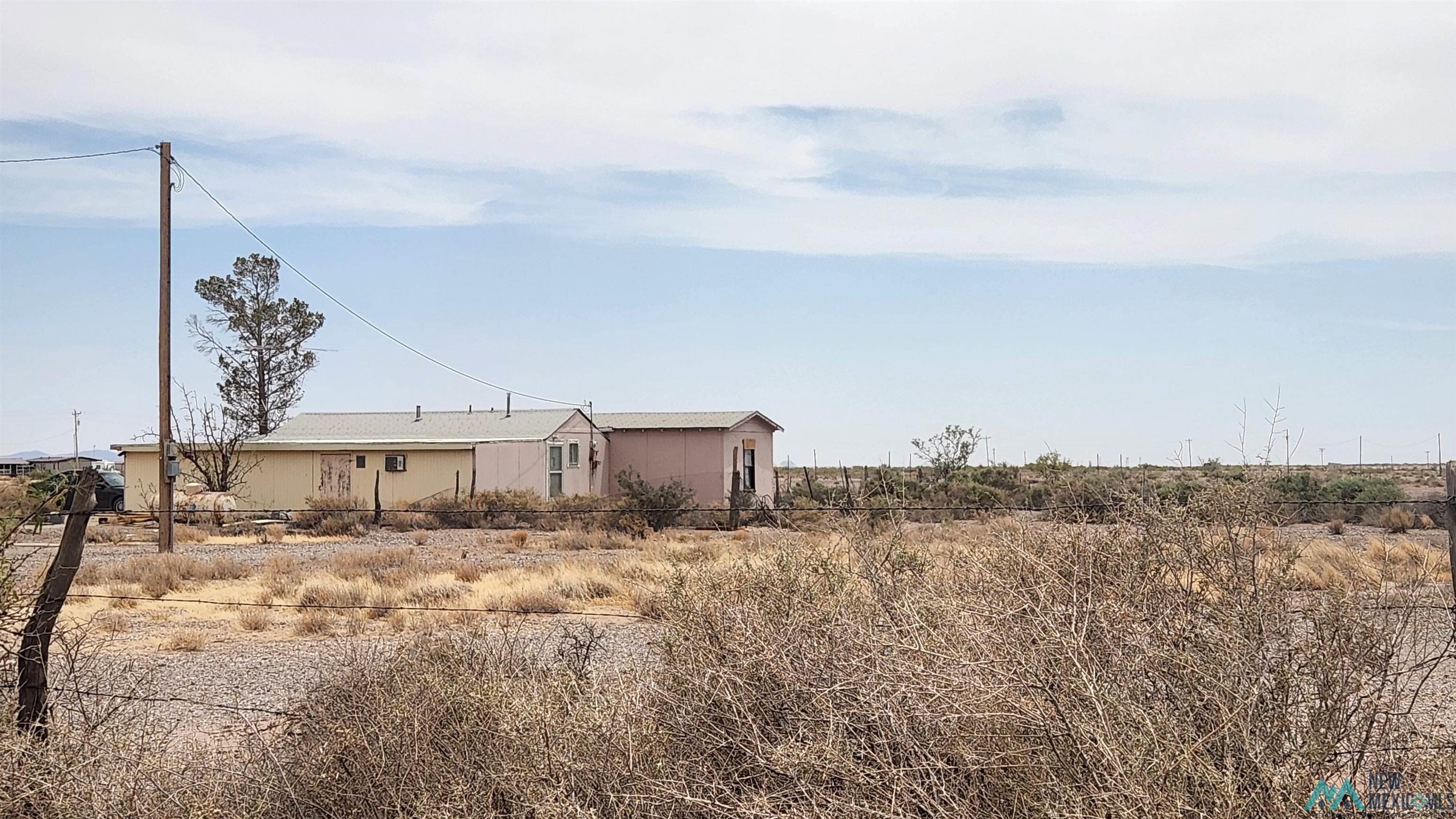 20050 Solana Rd Ne Road, Deming, Texas image 9