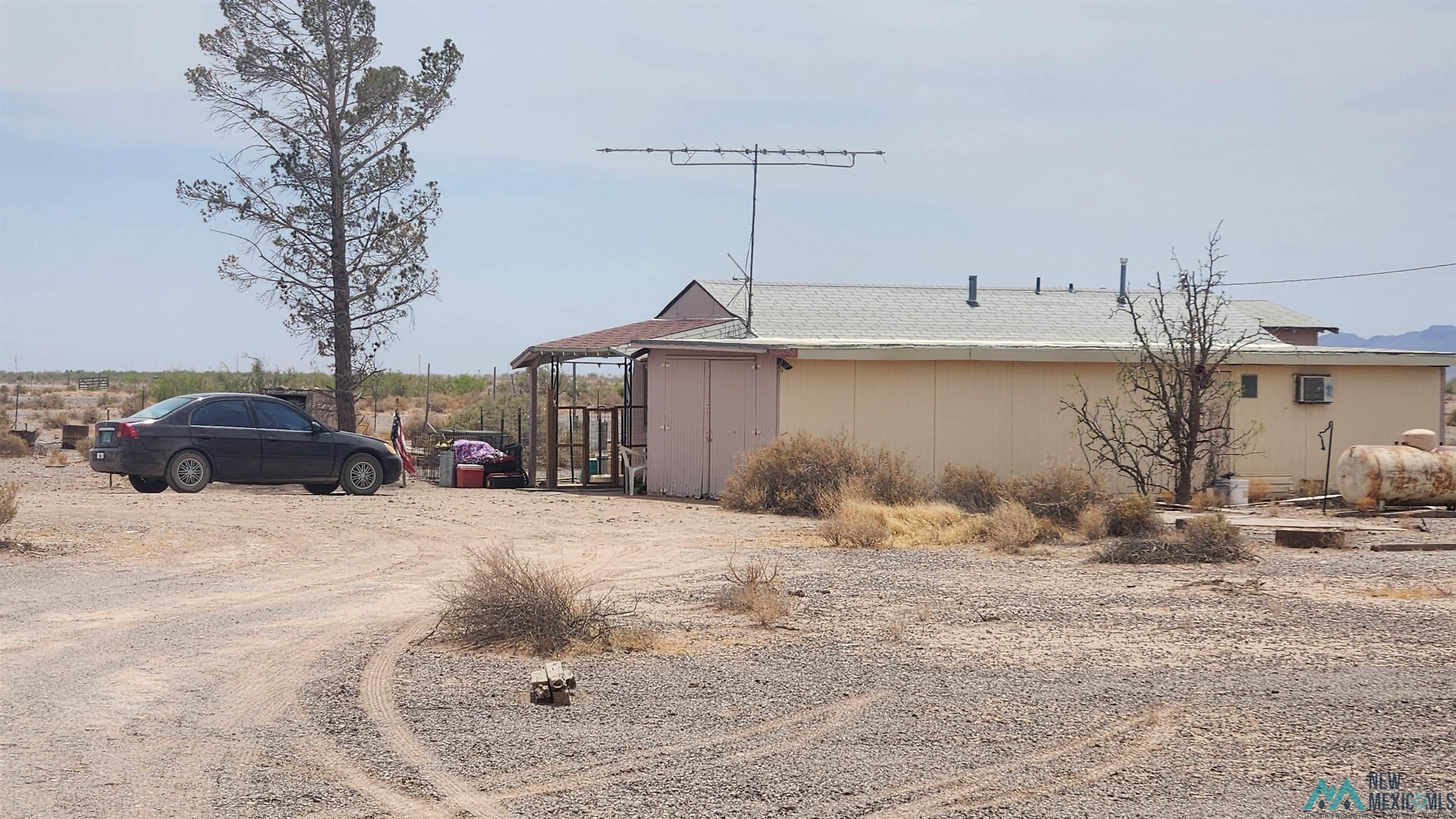 20050 Solana Rd Ne Road, Deming, Texas image 1