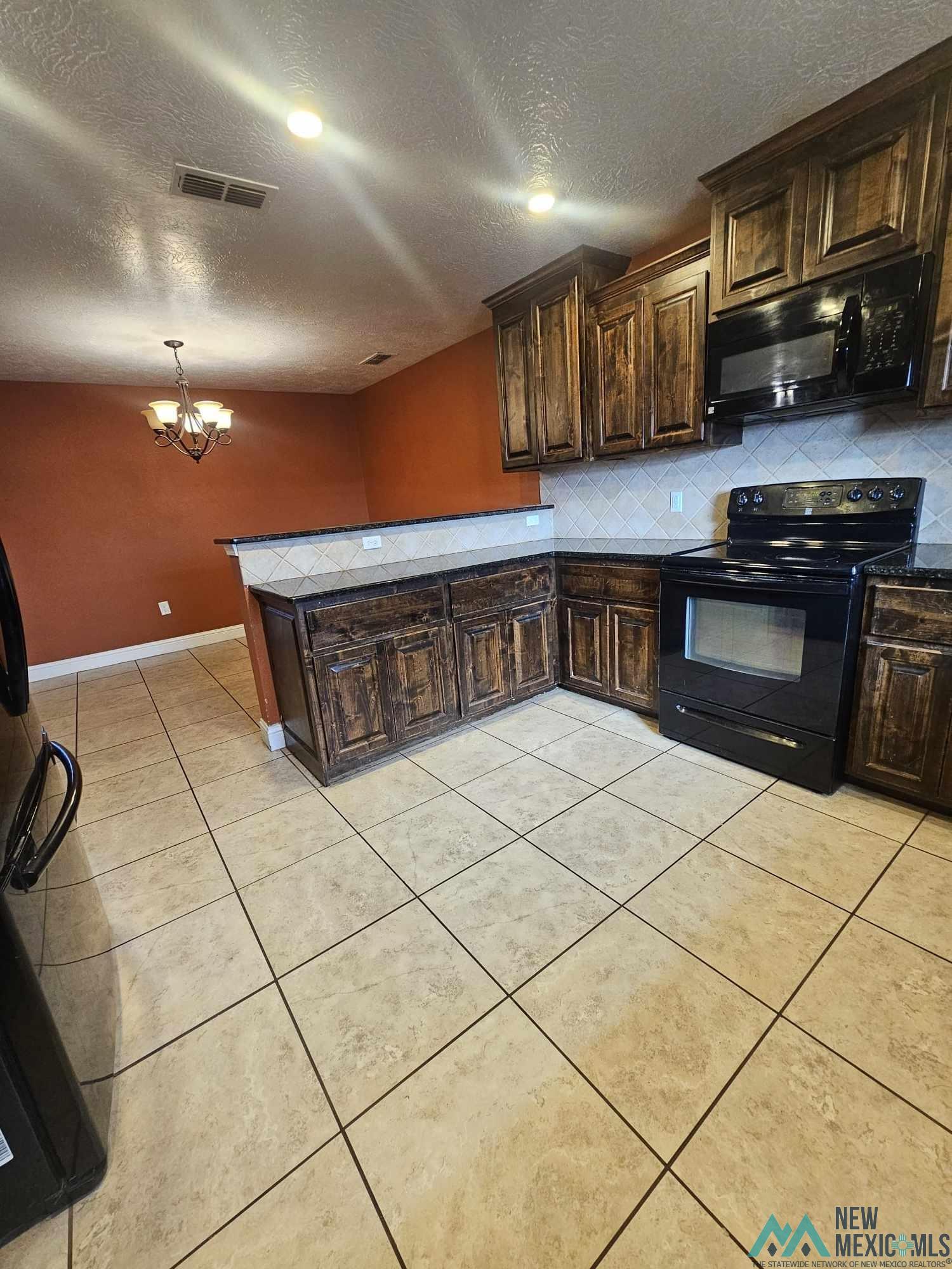 601 Almond Tree Lane, Clovis, New Mexico image 11