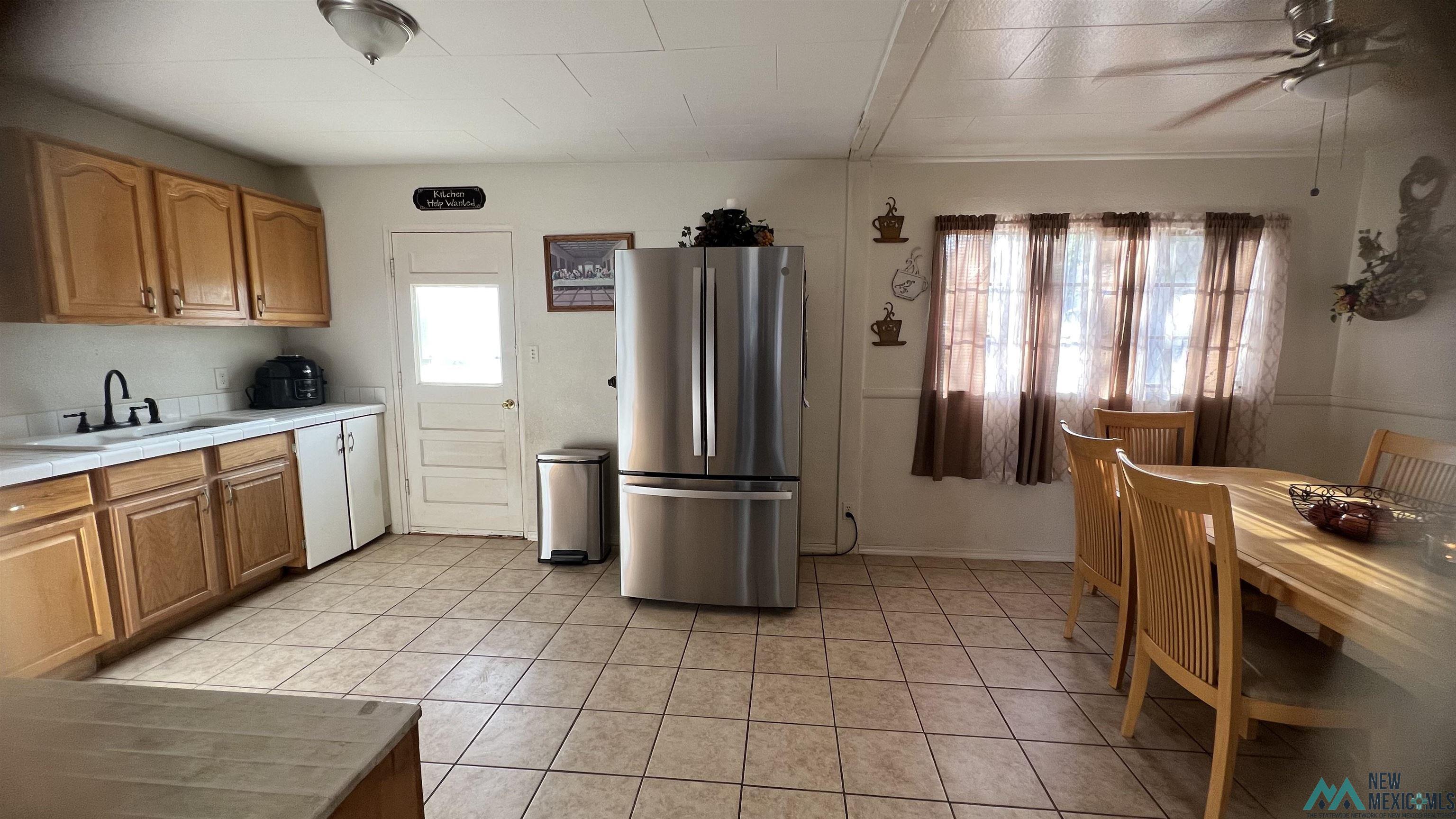 1022 Rancho Road, Roswell, Texas image 7