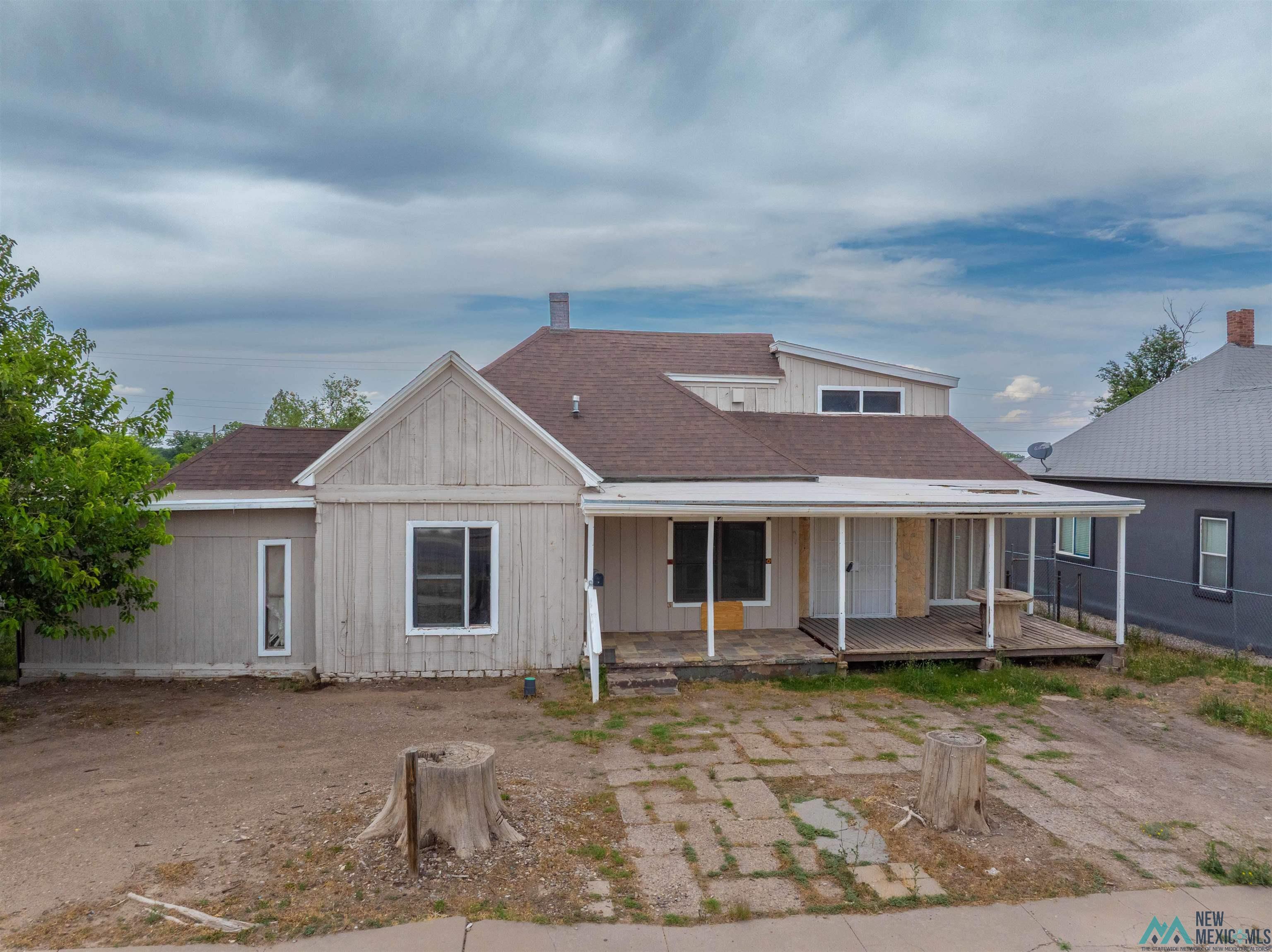 111 W Mathews Street, Roswell, Texas image 3
