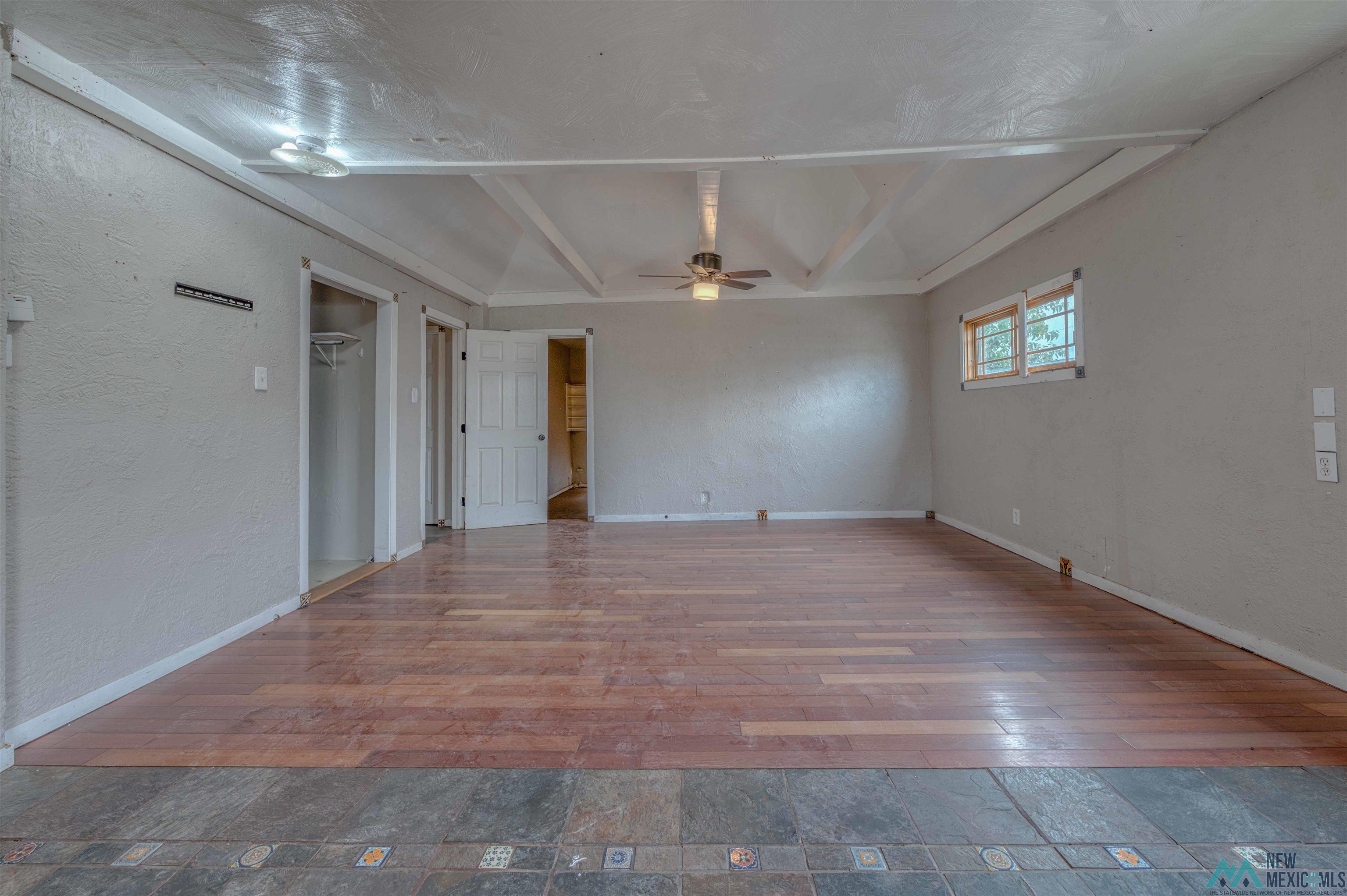 111 W Mathews Street, Roswell, Texas image 39