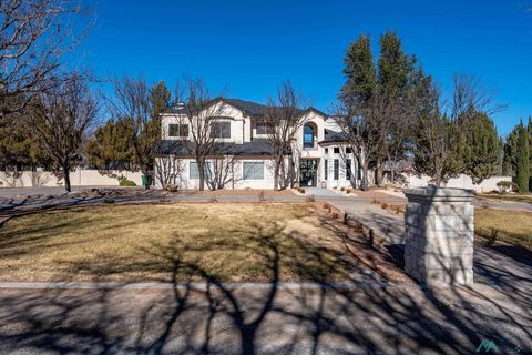 Homes For Sale - 2109 Carolina Way<br/> Chaves County, Roswell, NM 88201