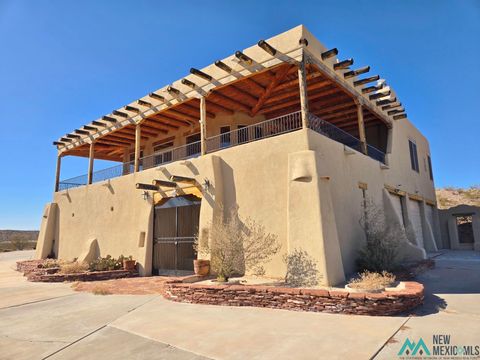 Homes For Sale - 8 Hackney Street<br/> Elephant Butte, NM 87935