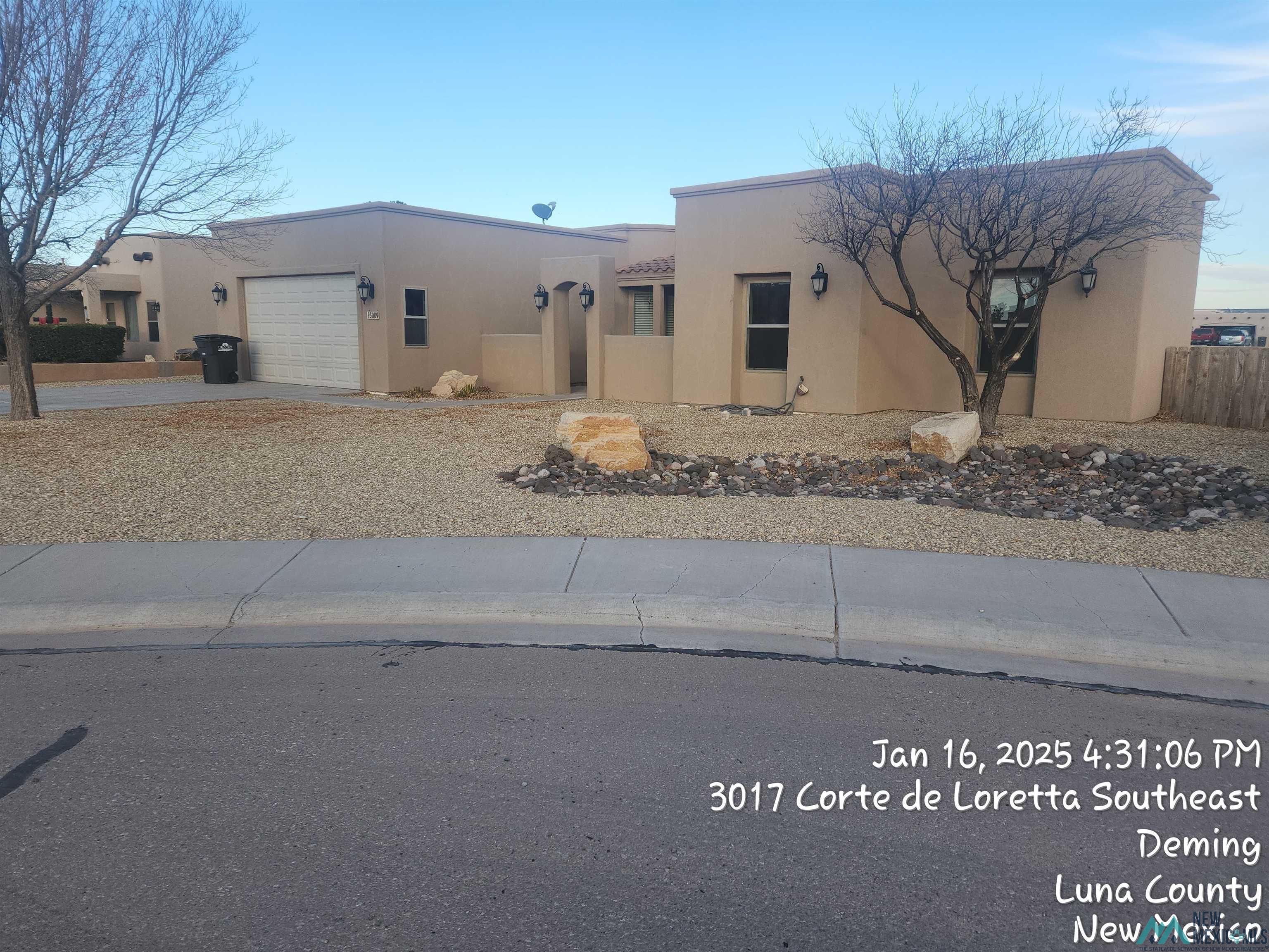 3009 Corte De Loretta Street, Deming, New Mexico image 1