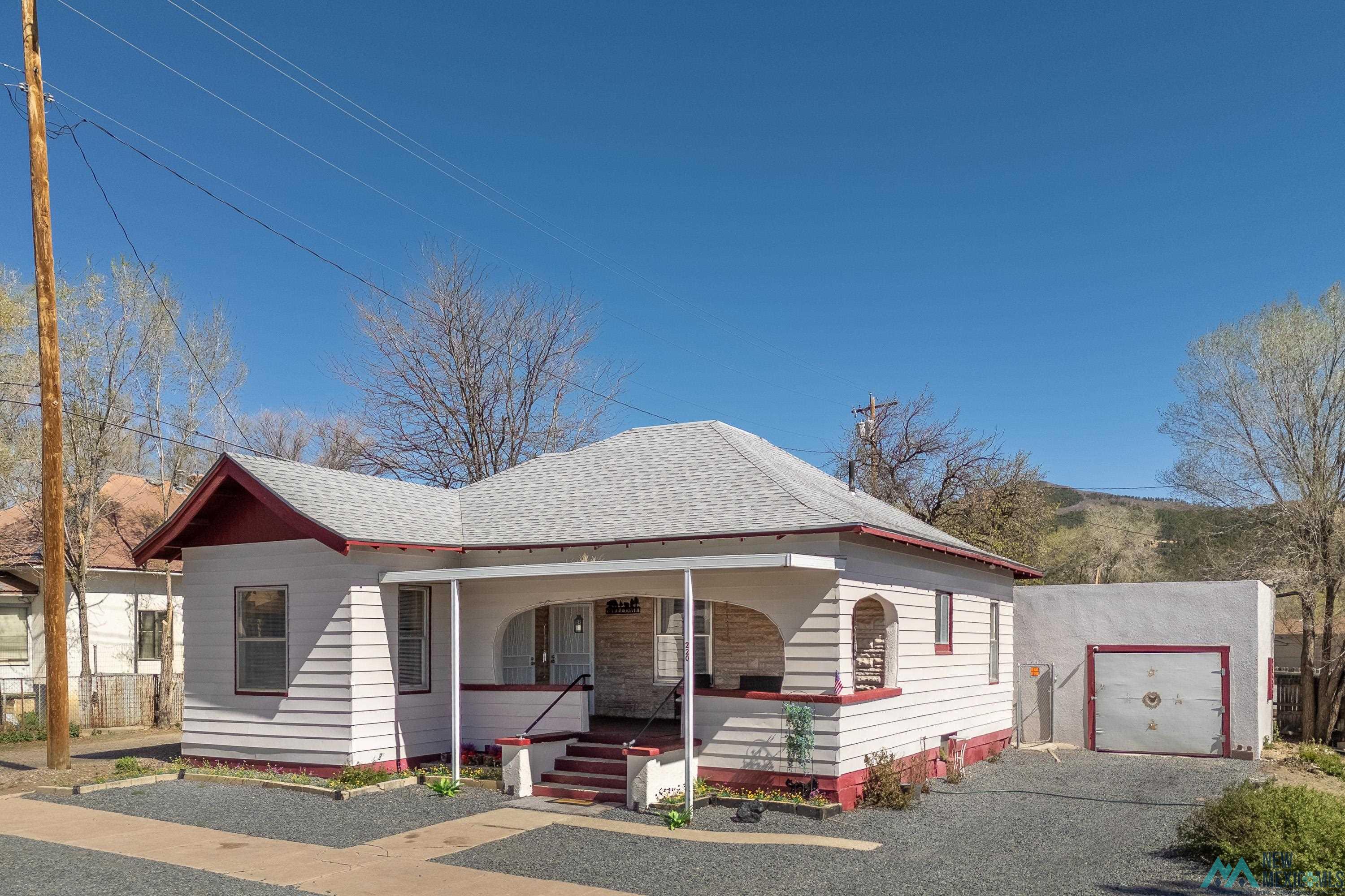220 Parsons Avenue, Raton, Texas image 1