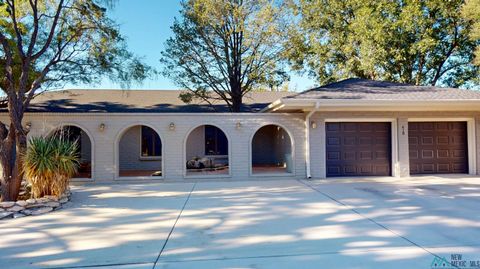 Homes For Sale - 418 E Abo Drive<br/> Hobbs, NM 88240