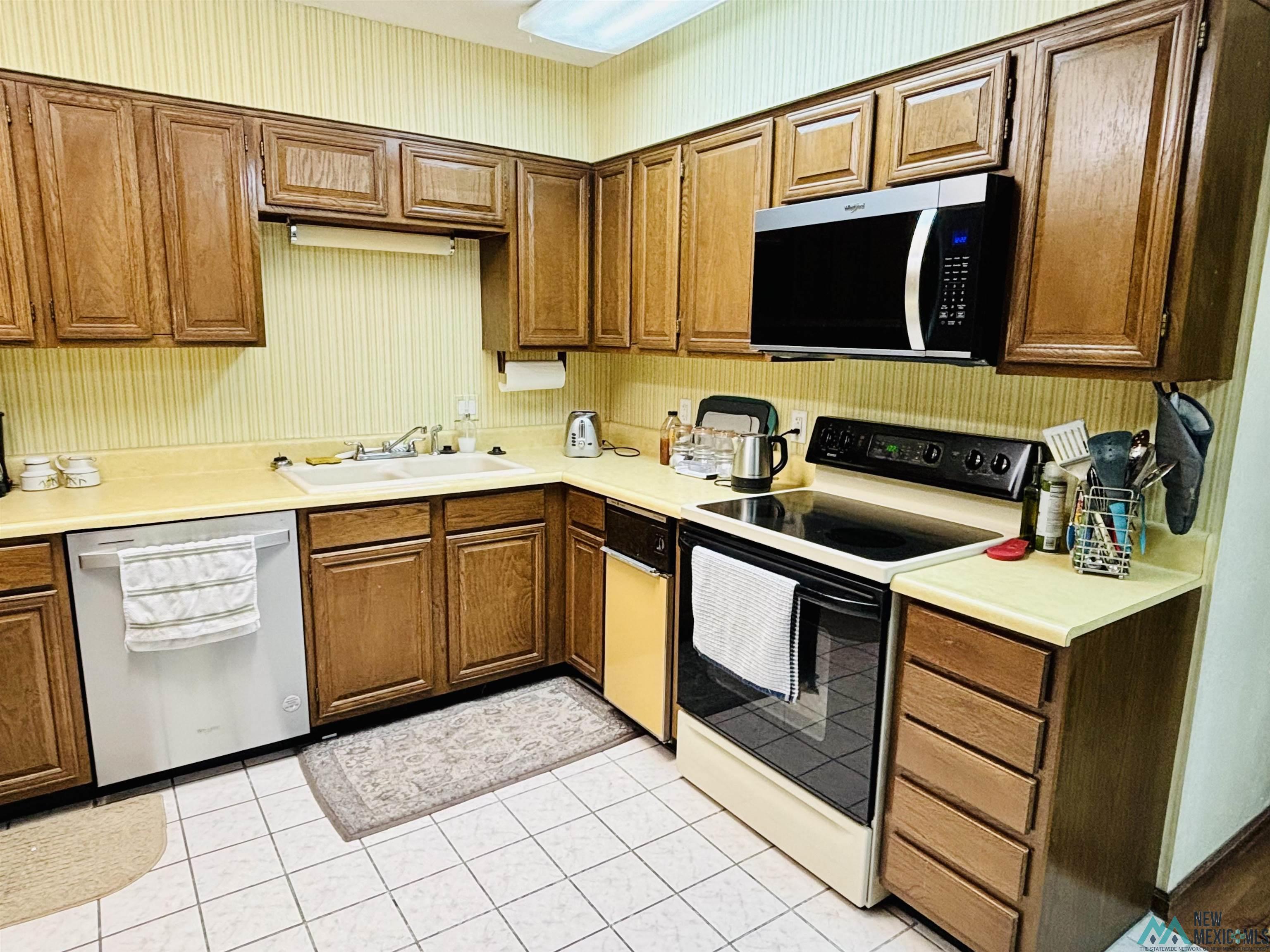 317 Sherrill Lane #10 Street, Roswell, Texas image 8