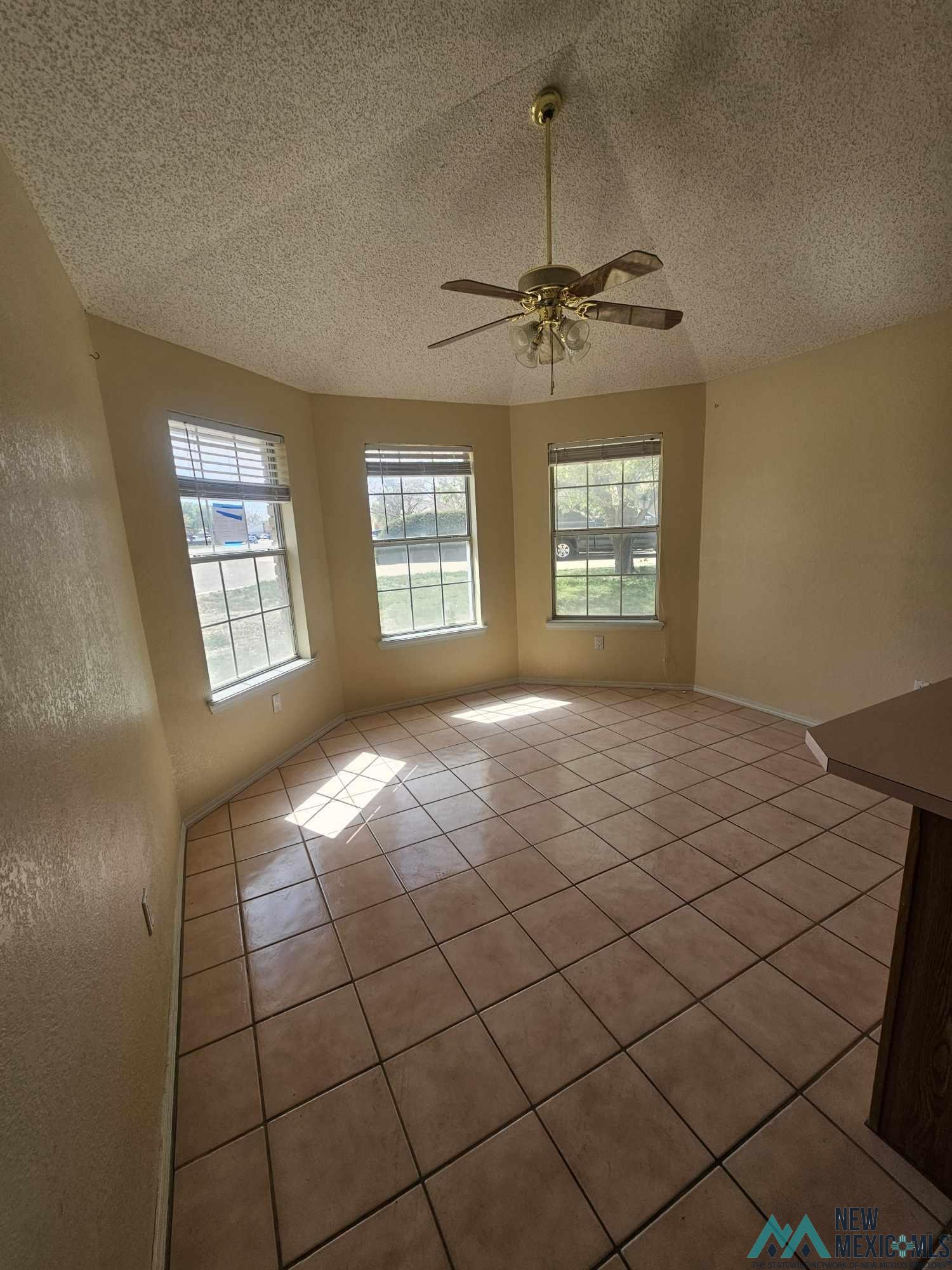 Clovis, New Mexico 88101, United States, 3 Bedrooms Bedrooms, ,2 BathroomsBathrooms,Residential,Pending,60752