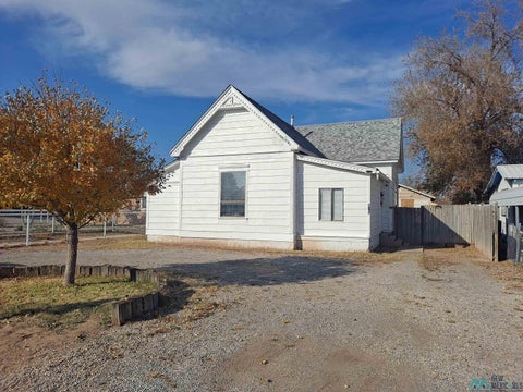 Homes For Sale - 610 W Dallas Avenue<br/> Eddy County, Artesia, NM 88210