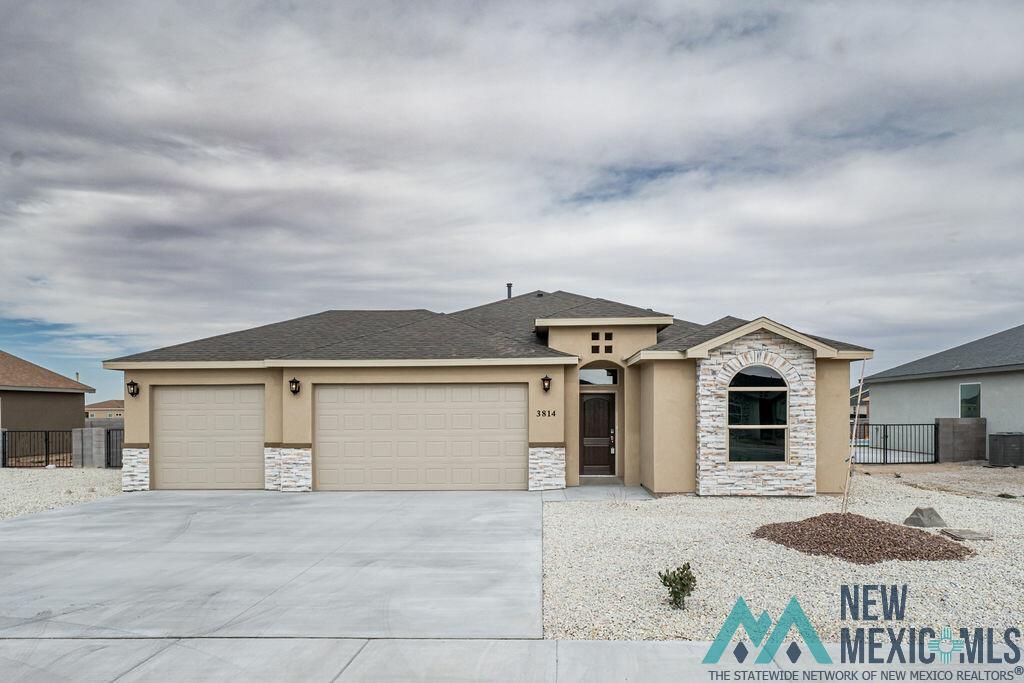 3814 Baler Lane, Carlsbad, New Mexico image 1