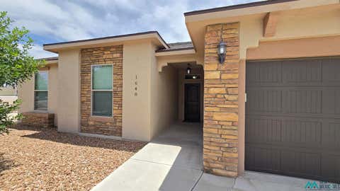 Homes For Sale - 1648 Redwood Loop<br/> Carlsbad, NM 88220