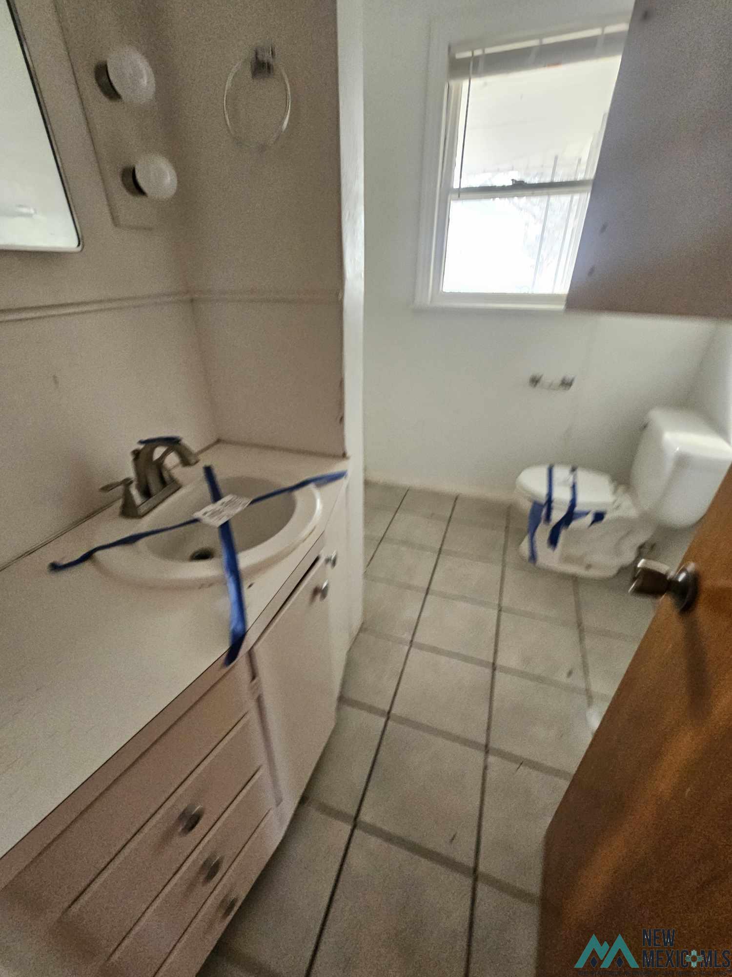 Clovis, New Mexico 88101, United States, 2 Bedrooms Bedrooms, ,1 BathroomBathrooms,Residential,Pending,66022